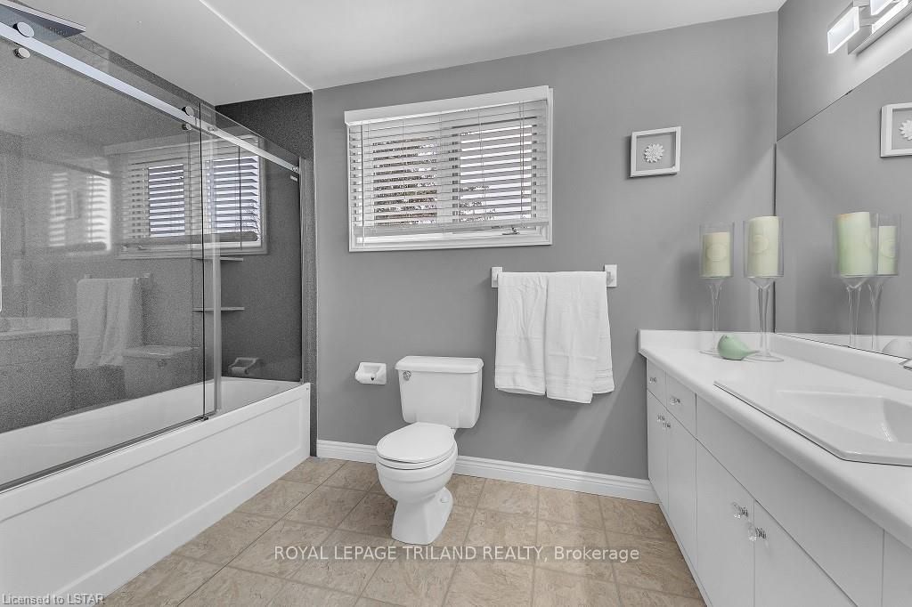 Photo 31 of 57 Westbrook Crescent, Middlesex Centre, Kilworth — HOMEH