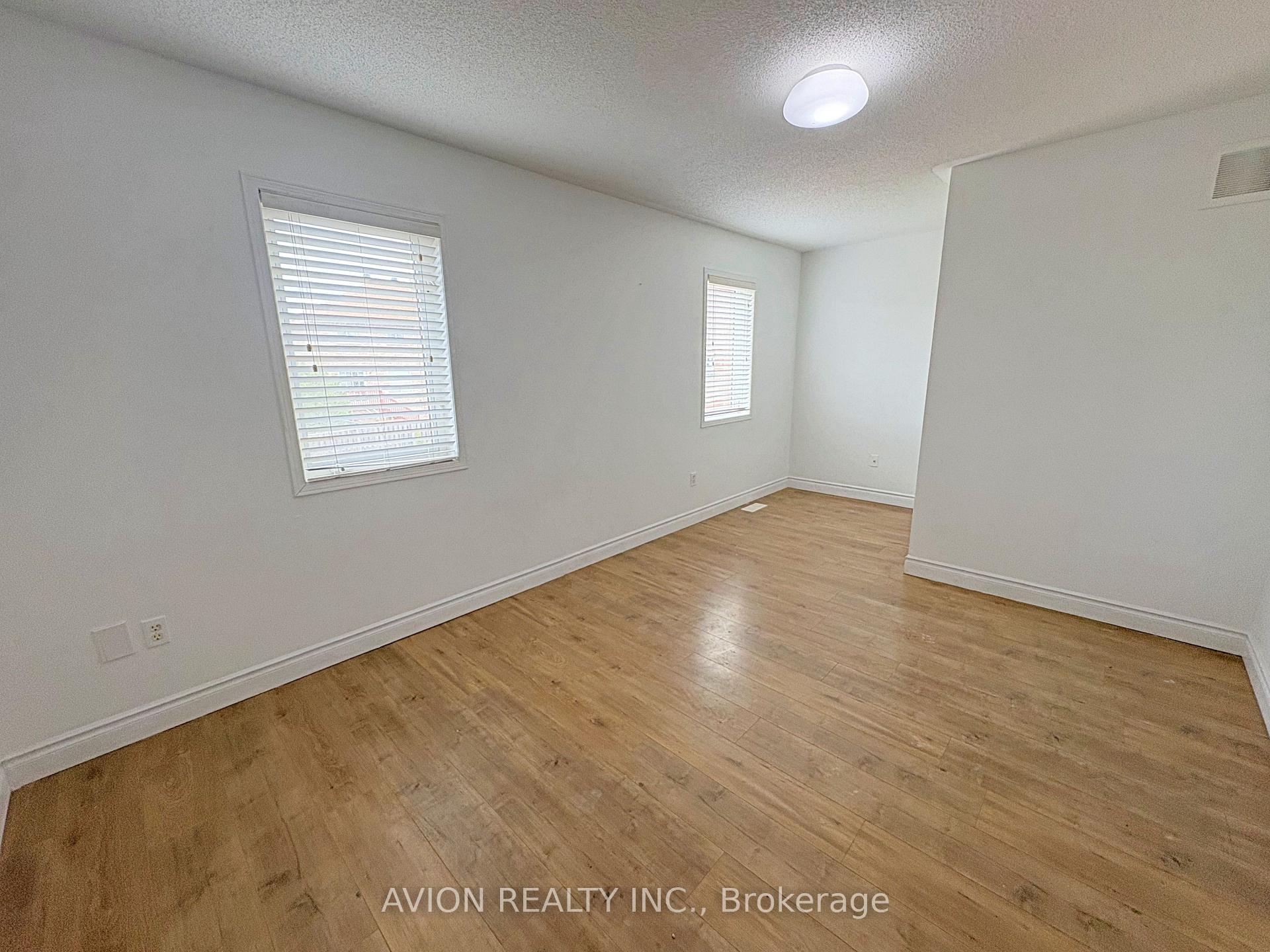Photo 8 of 366 Bur Oak Avenue, Markham, Berczy — HOMEH