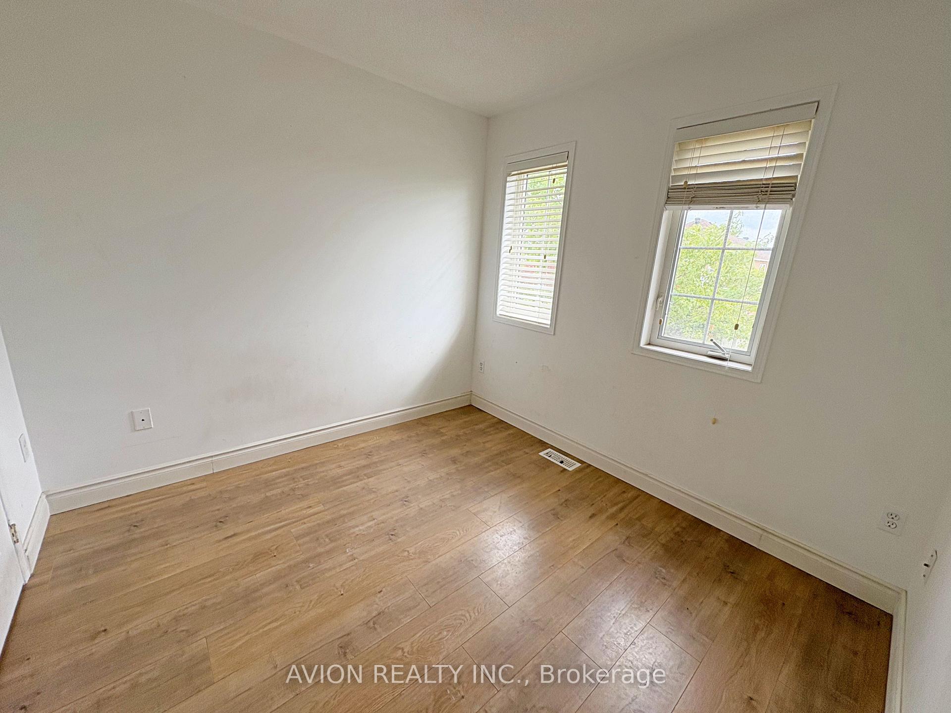 Photo 12 of 366 Bur Oak Avenue, Markham, Berczy — HOMEH