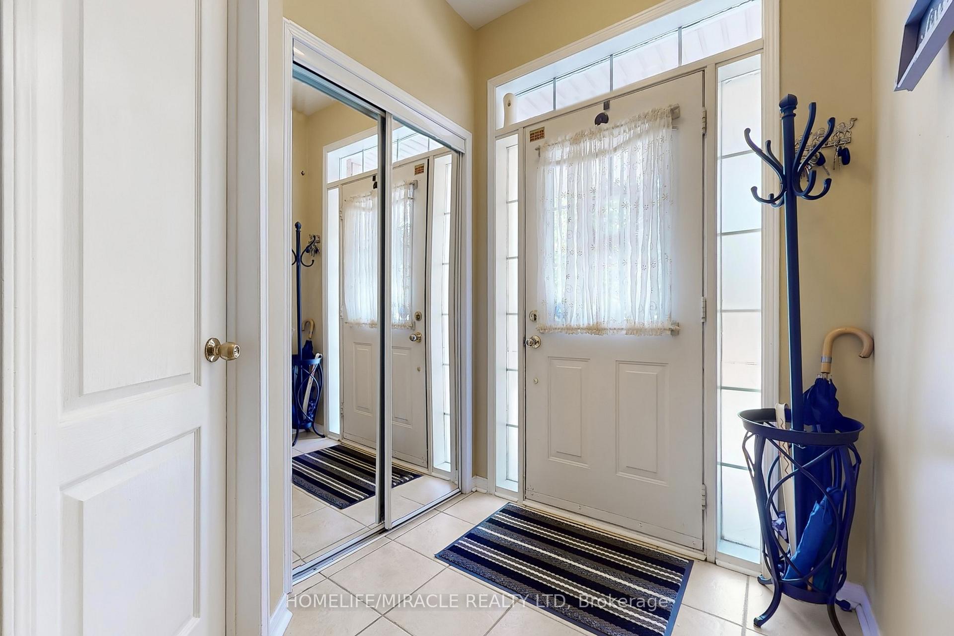 Photo 5 of 39 Evaridge Drive, Markham, Cornell — HOMEH
