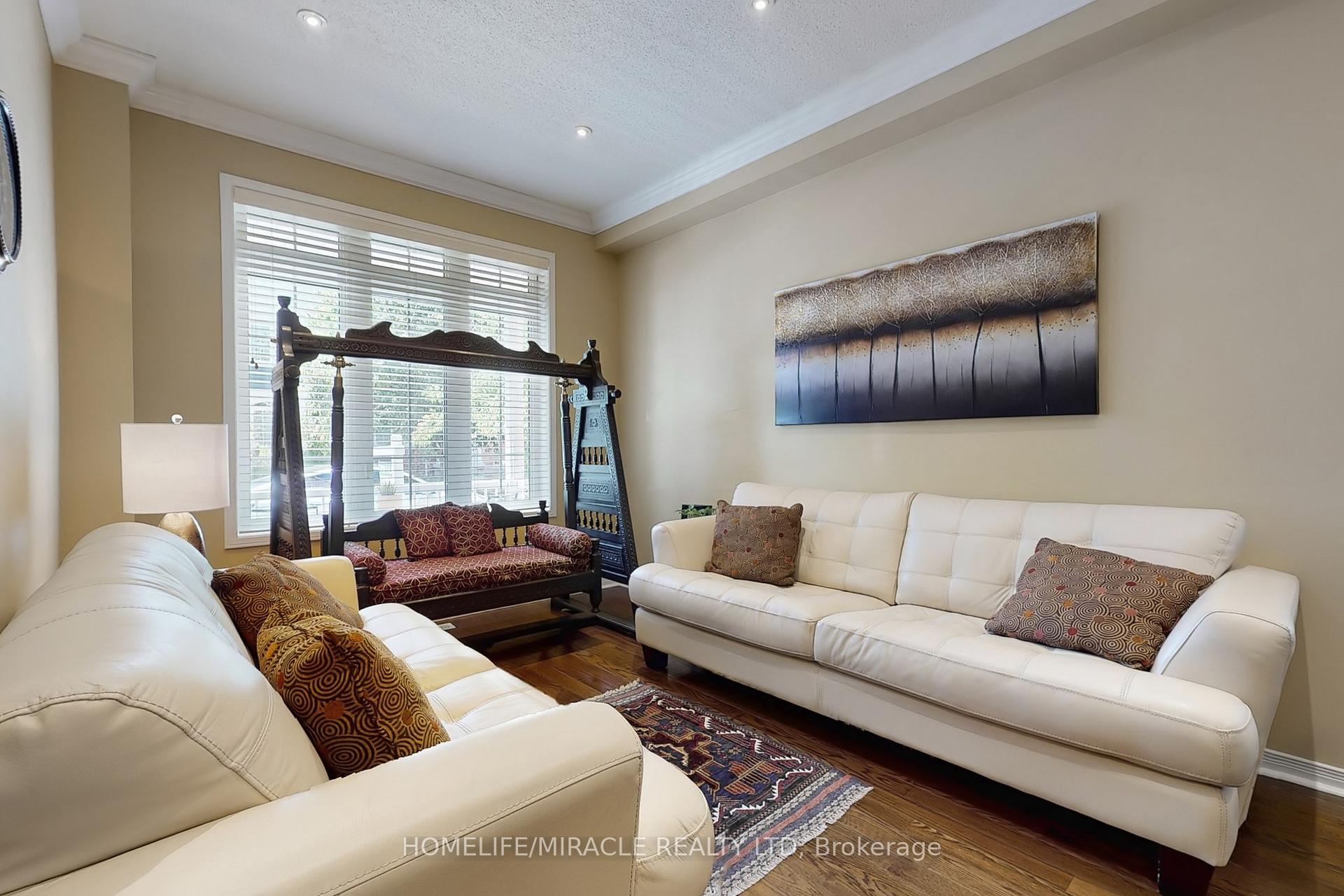 Photo 6 of 39 Evaridge Drive, Markham, Cornell — HOMEH