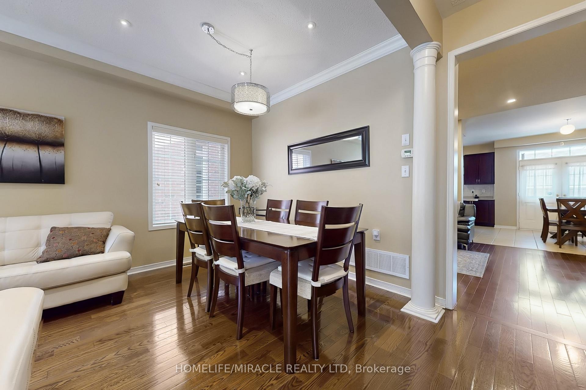 Photo 10 of 39 Evaridge Drive, Markham, Cornell — HOMEH