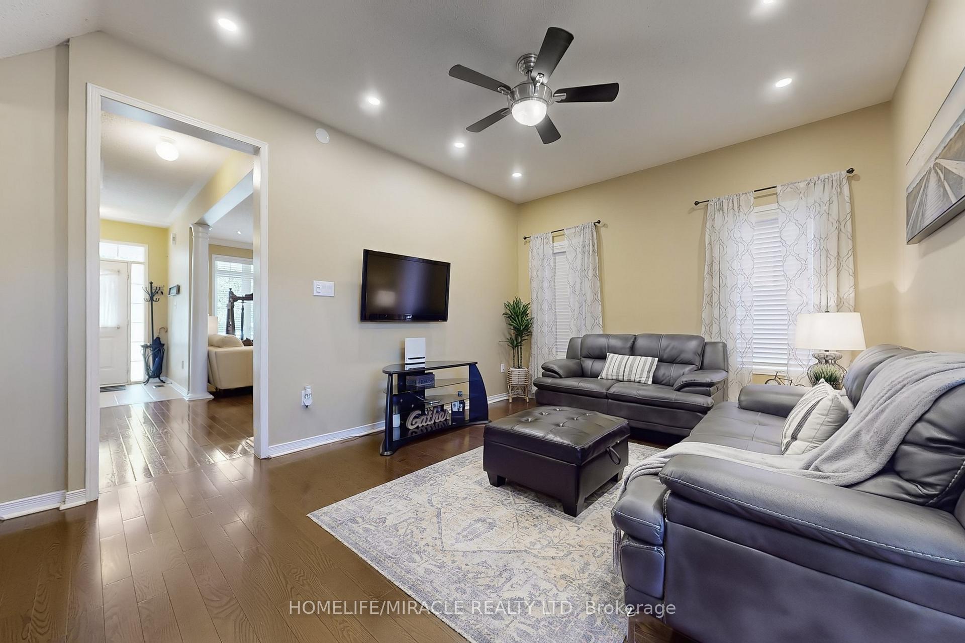 Photo 12 of 39 Evaridge Drive, Markham, Cornell — HOMEH