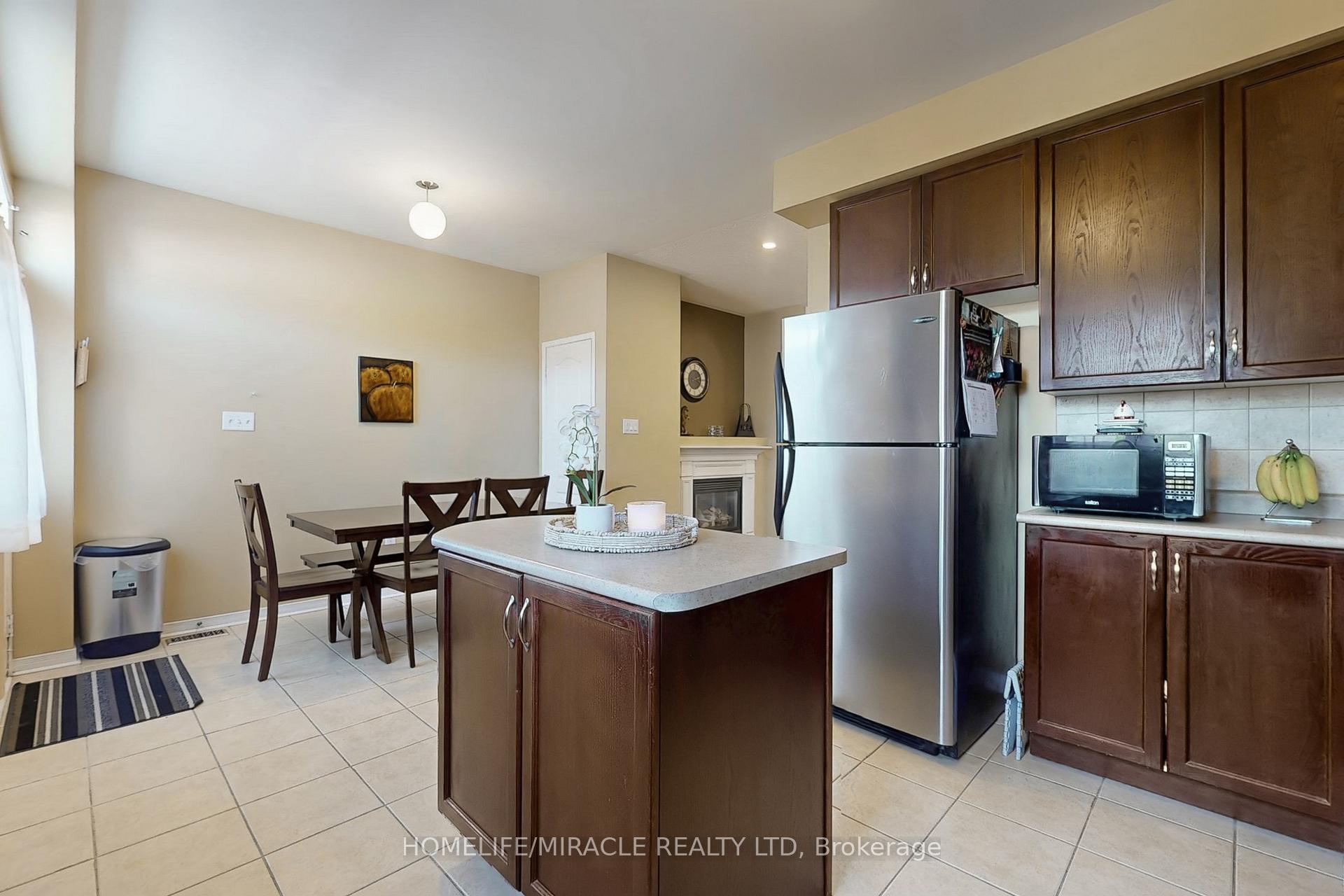 Photo 17 of 39 Evaridge Drive, Markham, Cornell — HOMEH