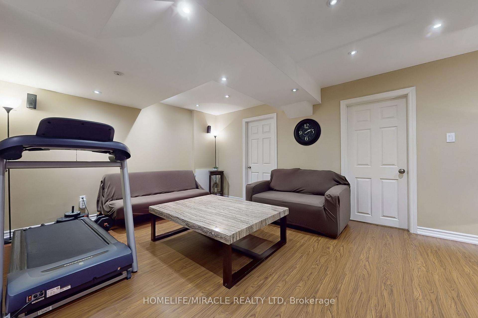 Photo 35 of 39 Evaridge Drive, Markham, Cornell — HOMEH