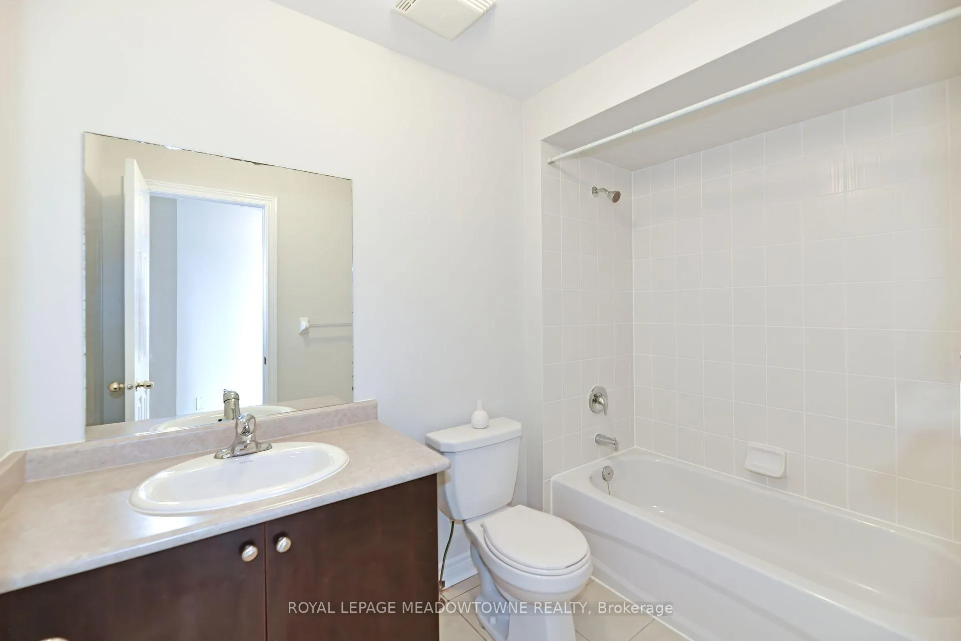 Photo 22 of 1124 Durno Court, Milton, Harrison — HOMEH