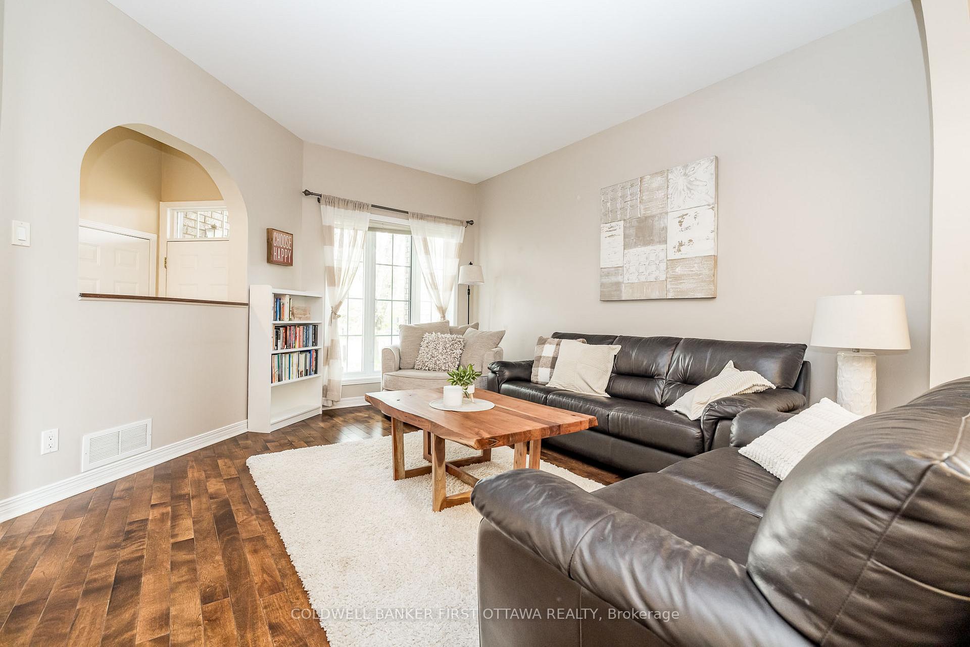 Photo 7 of 25 Nairn Street, Ottawa, Kanata - Glencairn/Hazeldean — HOMEH