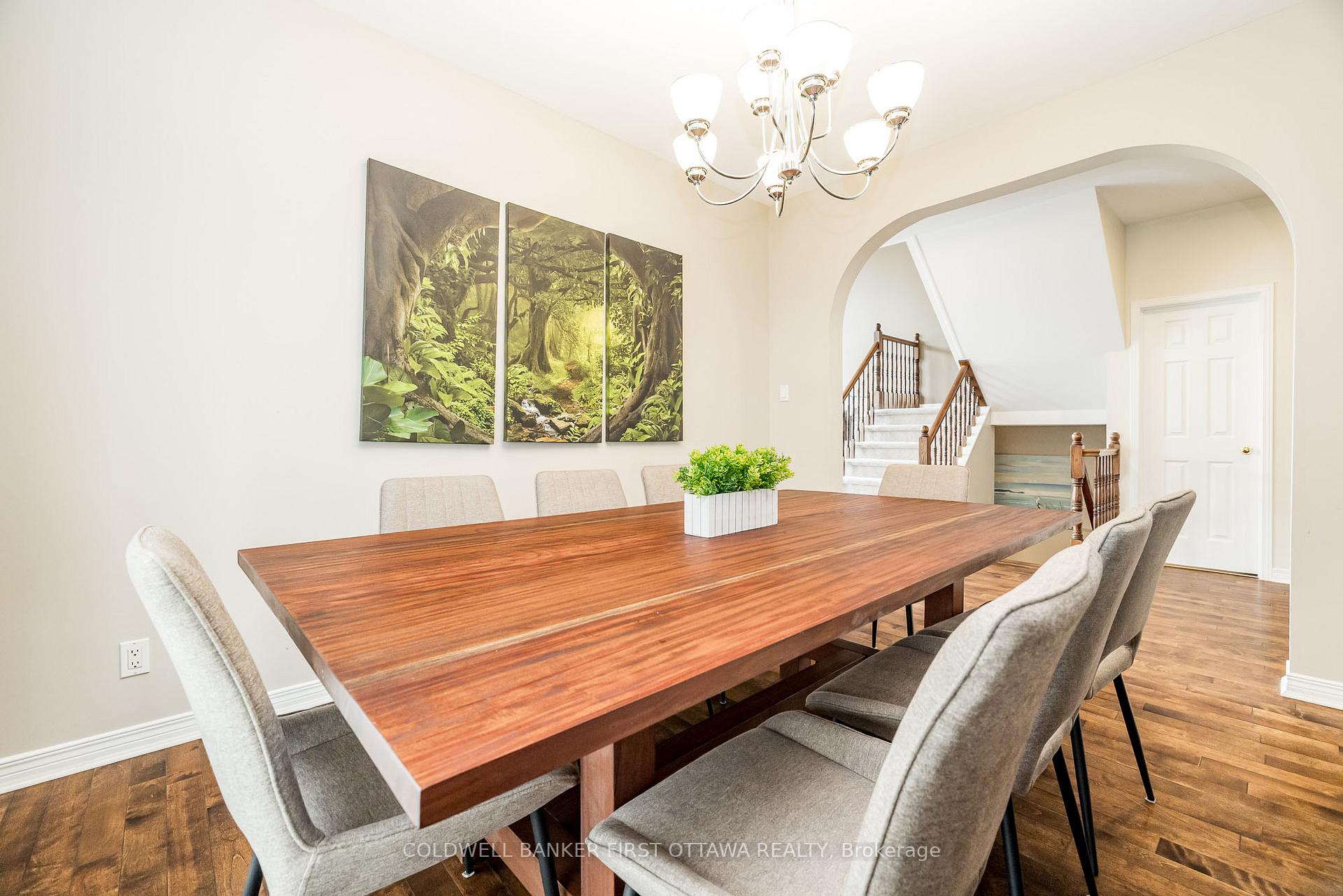 Photo 12 of 25 Nairn Street, Ottawa, Kanata - Glencairn/Hazeldean — HOMEH
