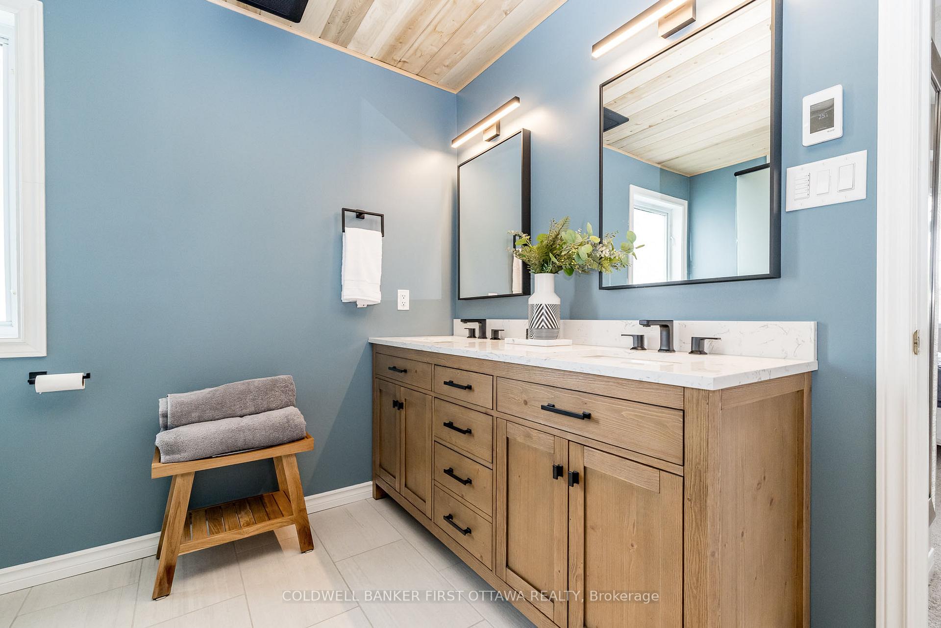 Photo 28 of 25 Nairn Street, Ottawa, Kanata - Glencairn/Hazeldean — HOMEH