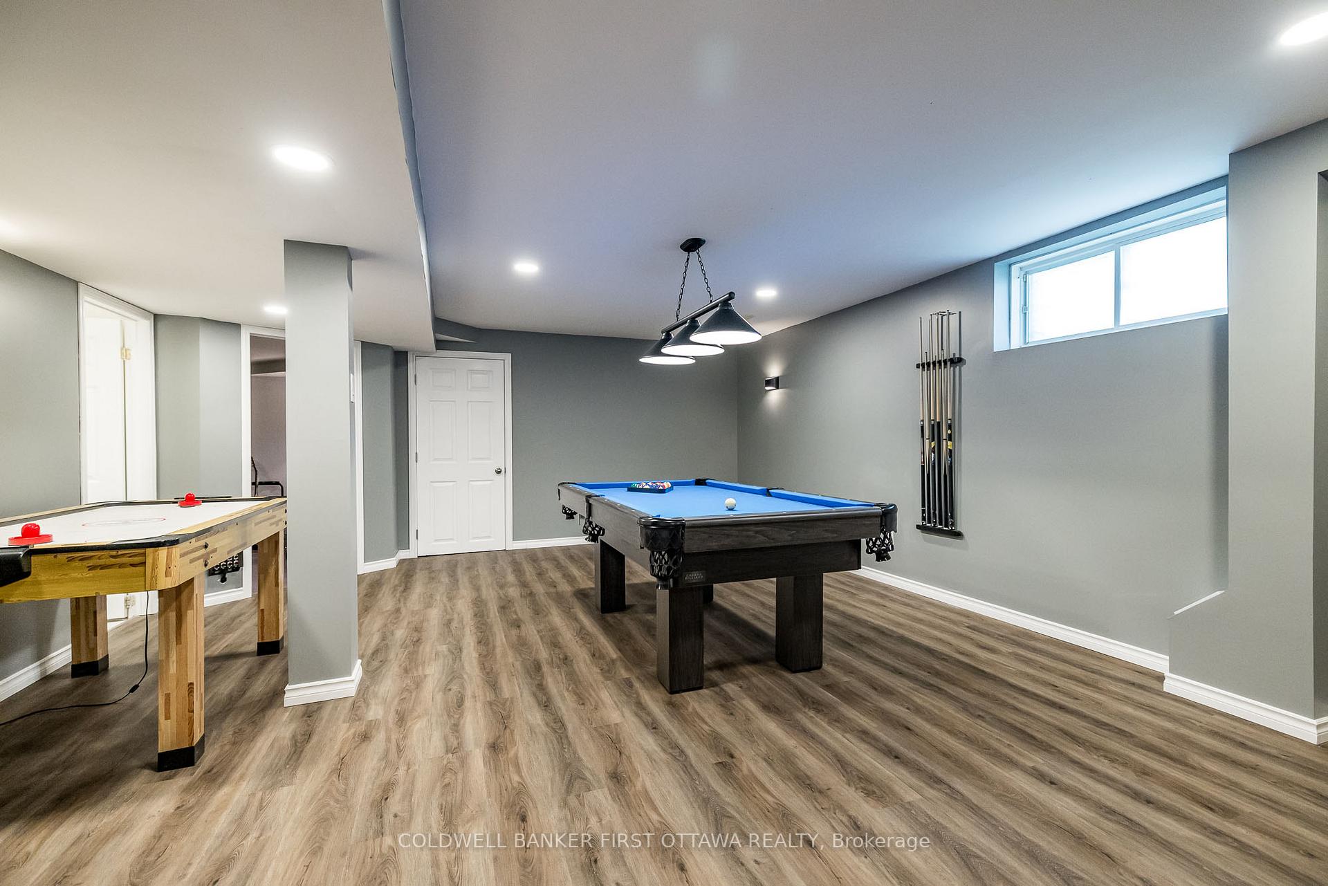 Photo 39 of 25 Nairn Street, Ottawa, Kanata - Glencairn/Hazeldean — HOMEH