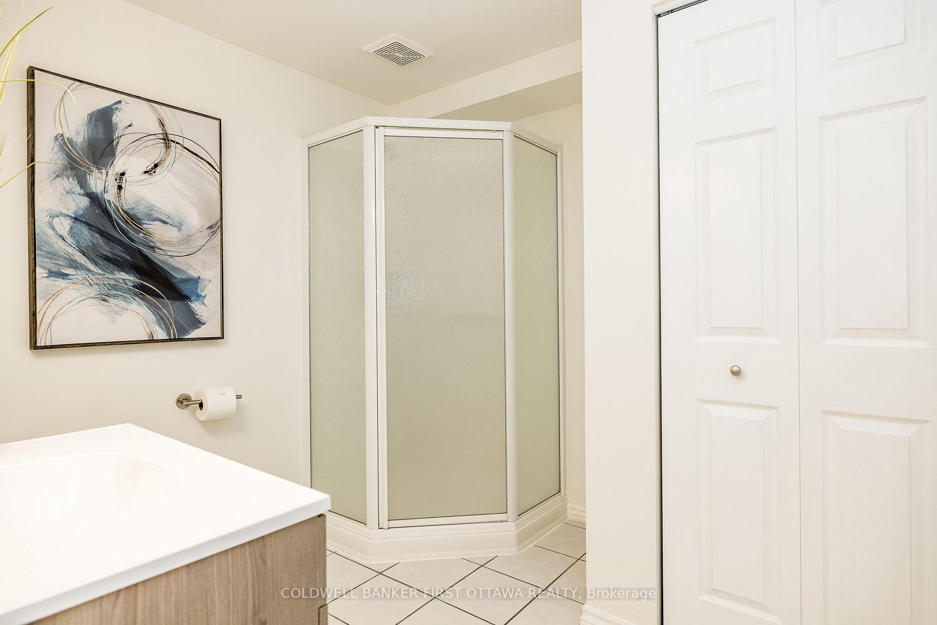 Photo 44 of 25 Nairn Street, Ottawa, Kanata - Glencairn/Hazeldean — HOMEH