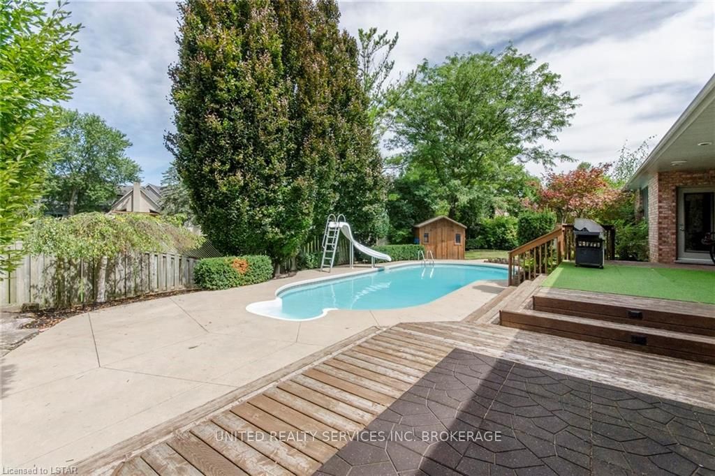 Photo 4 of 14362 Medway Road, Middlesex Centre, Arva — HOMEH