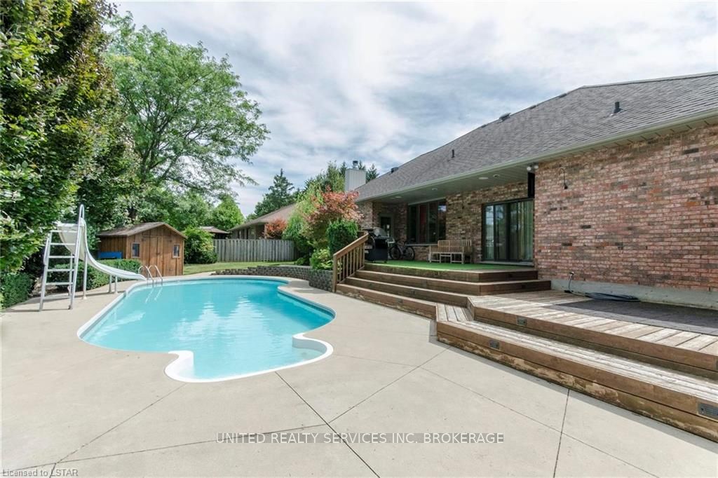 Photo 5 of 14362 Medway Road, Middlesex Centre, Arva — HOMEH
