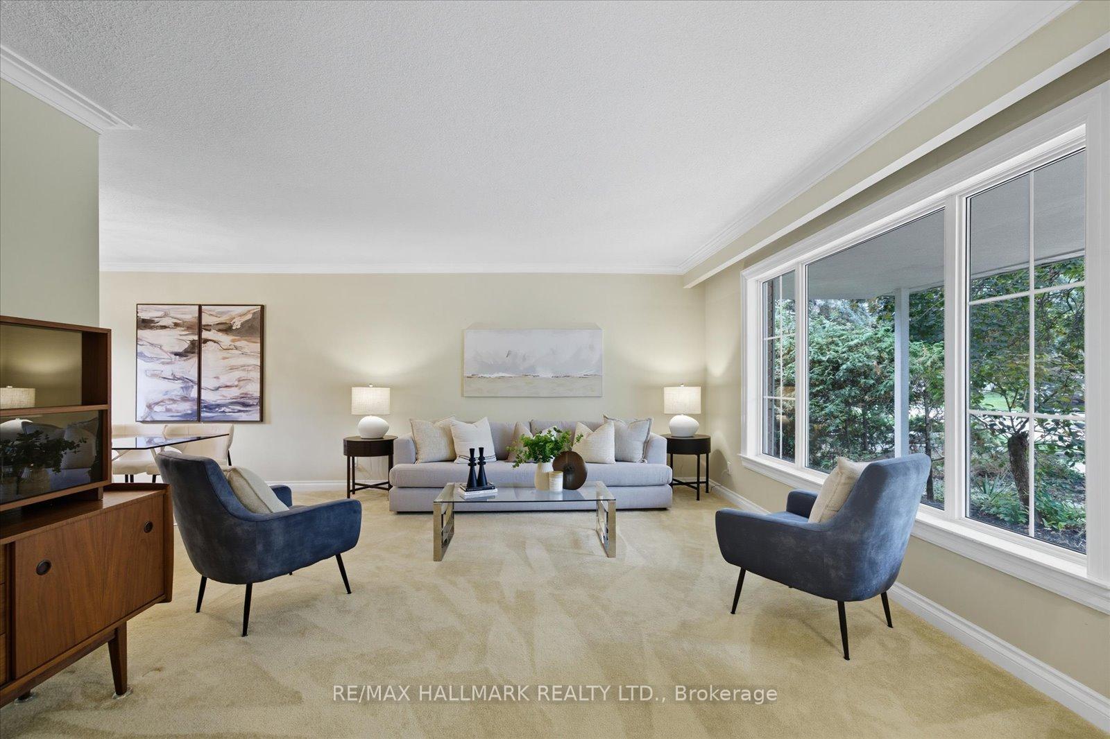 Photo 6 of 28 Christman Court, Markham, Markham Village — HOMEH
