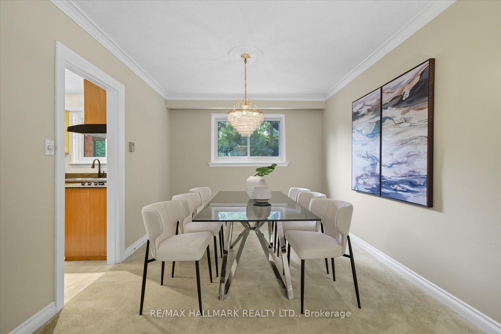 Photo 8 of 28 Christman Court, Markham, Markham Village — HOMEH