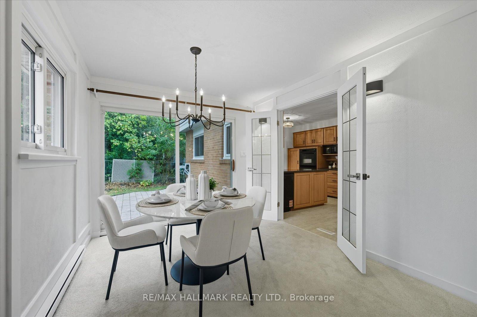 Photo 14 of 28 Christman Court, Markham, Markham Village — HOMEH