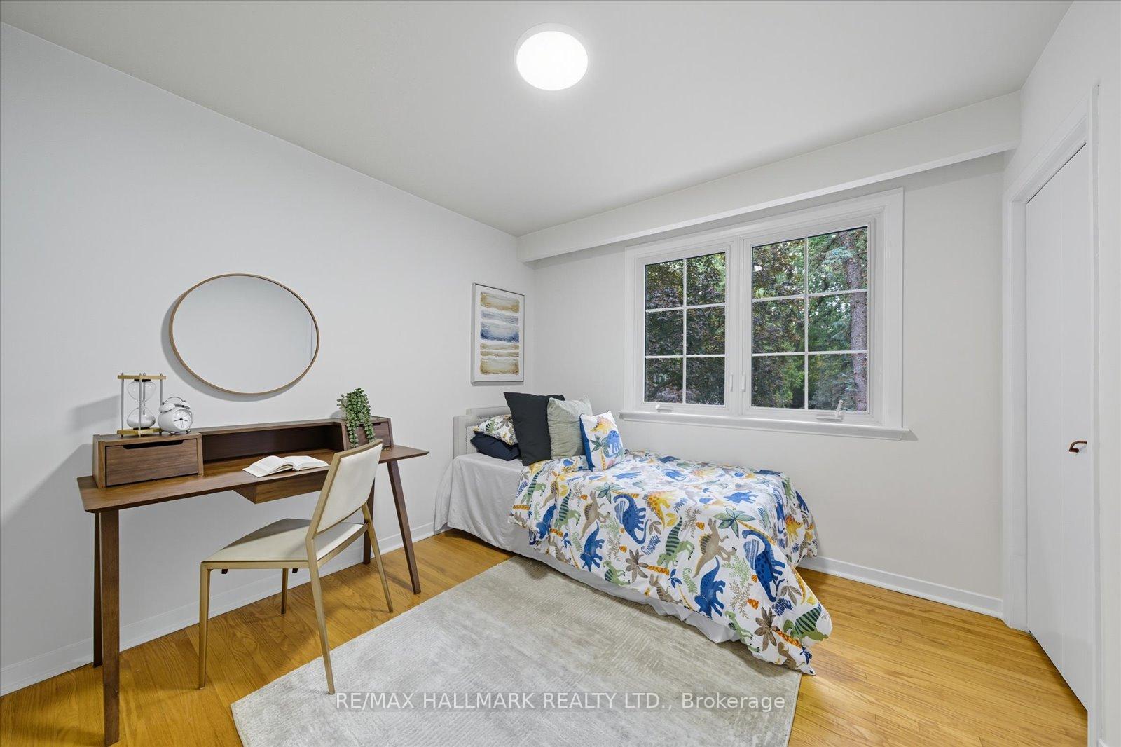 Photo 23 of 28 Christman Court, Markham, Markham Village — HOMEH