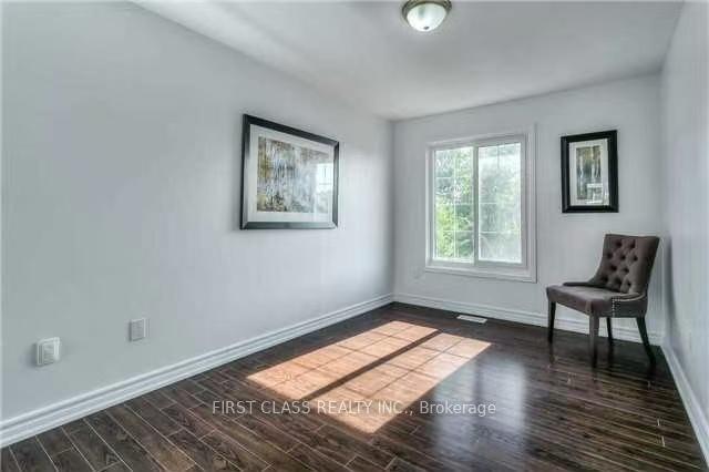 Photo 10 of Unit Upper, 9 Upton Crescent, Markham, Milliken Mills West — HOMEH