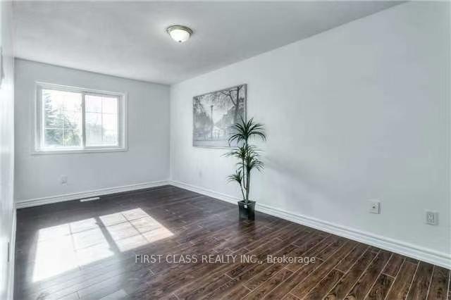 Photo 12 of Unit Upper, 9 Upton Crescent, Markham, Milliken Mills West — HOMEH