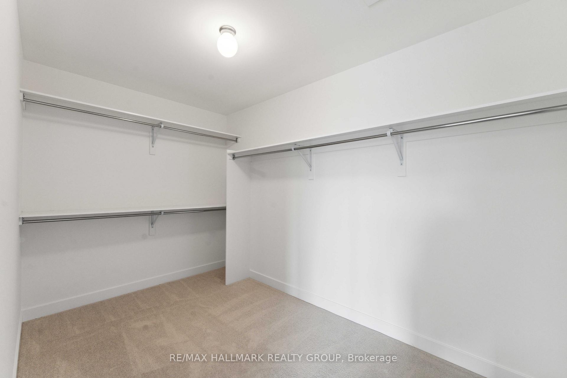 Photo 19 of 20 Mendoza Way, Ottawa, Kanata - Emerald Meadows/Trailwest — HOMEH