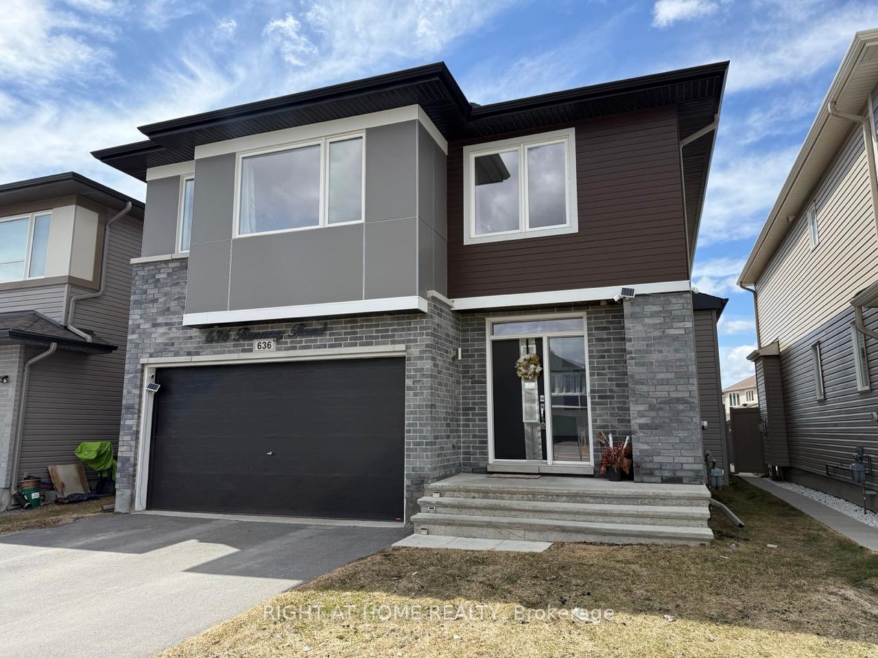 Front of 636 Rouncey Road