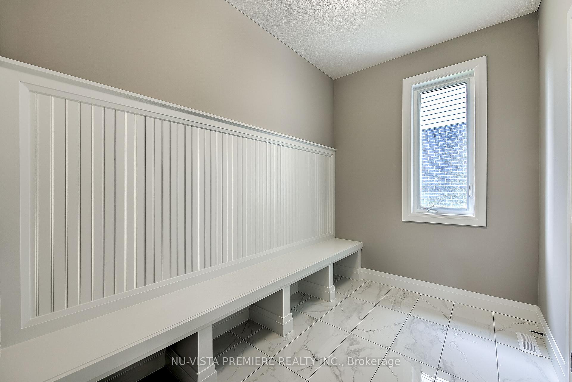 Photo 10 of 51 Basil Crescent, Middlesex Centre, Ilderton — HOMEH