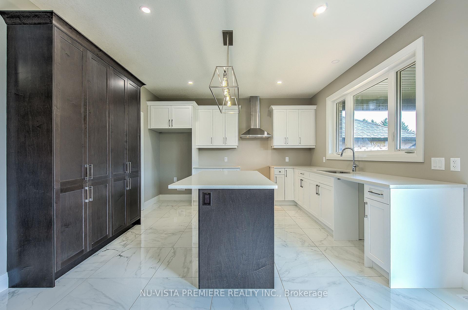 Photo 13 of 51 Basil Crescent, Middlesex Centre, Ilderton — HOMEH