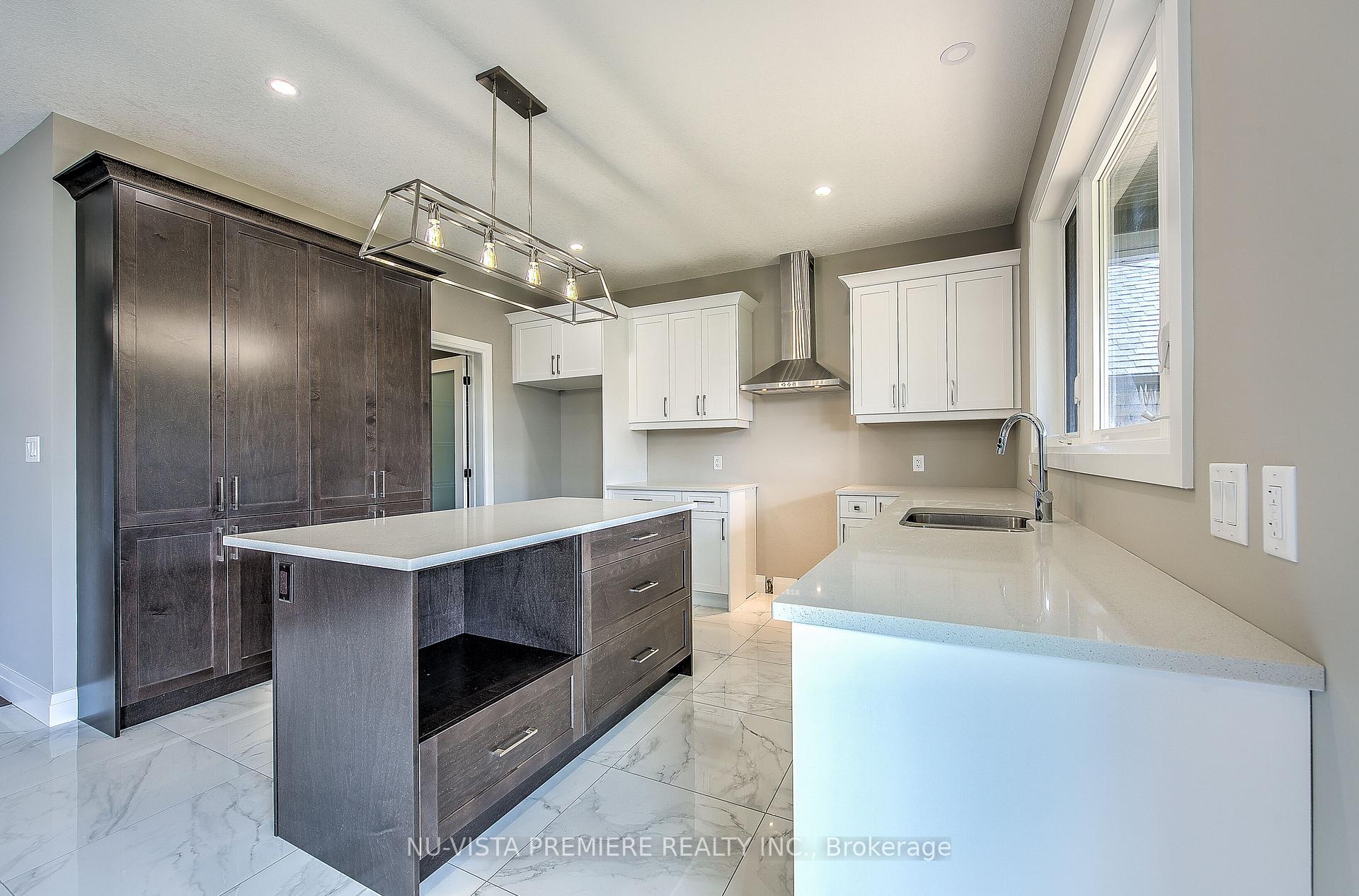 Photo 14 of 51 Basil Crescent, Middlesex Centre, Ilderton — HOMEH
