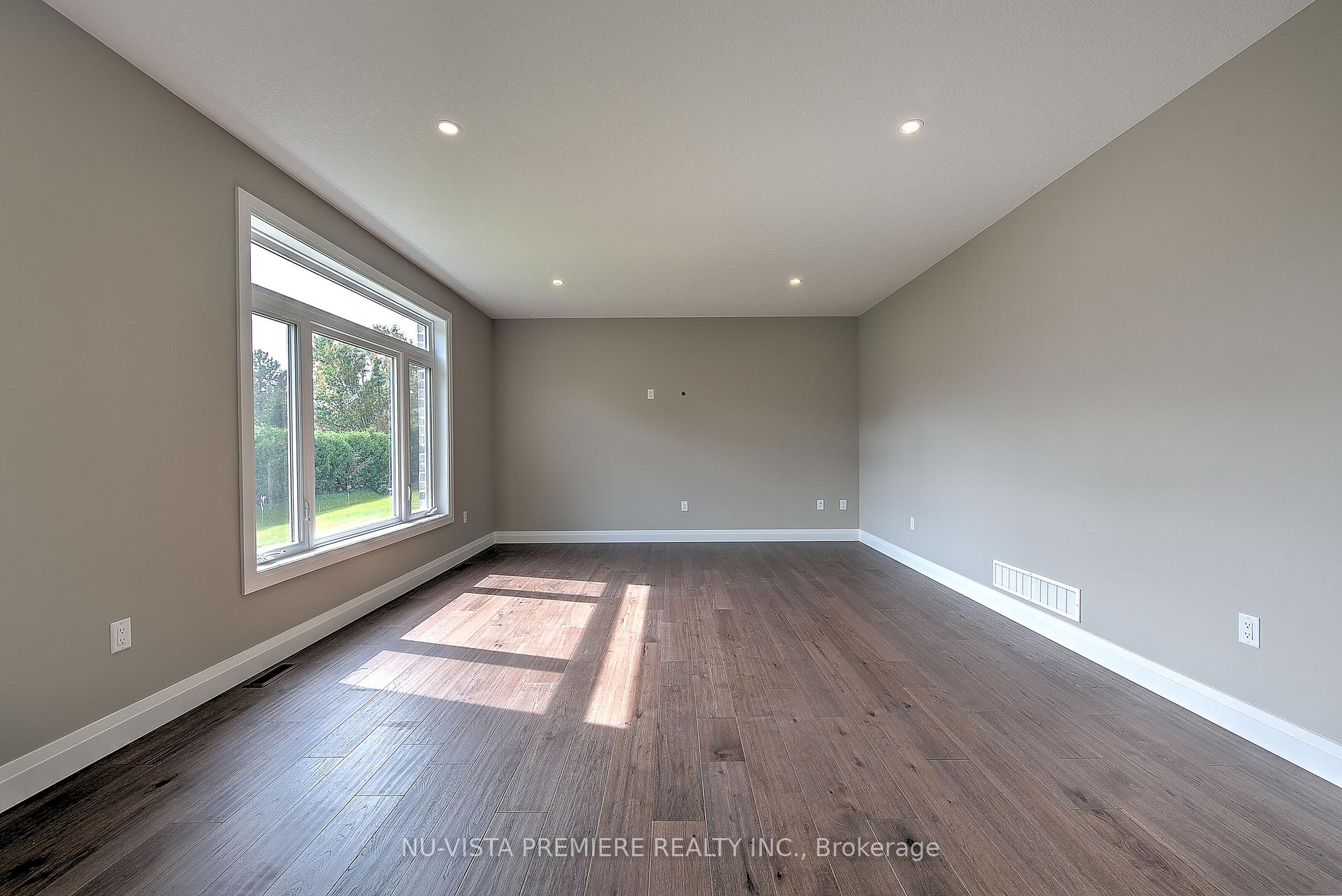 Photo 18 of 51 Basil Crescent, Middlesex Centre, Ilderton — HOMEH