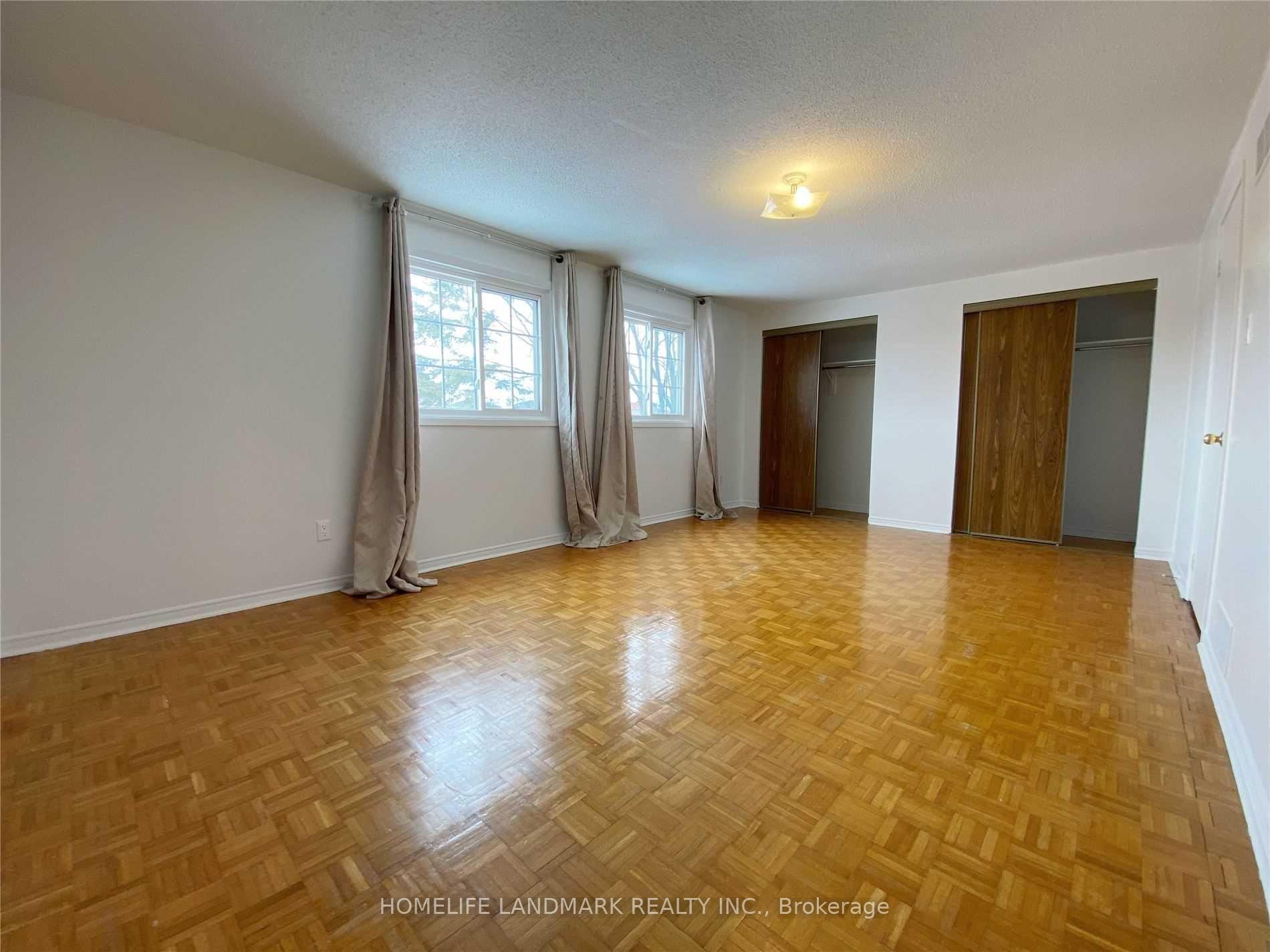 Photo 25 of 29 Timbers Circle, Markham, Milliken Mills East — HOMEH