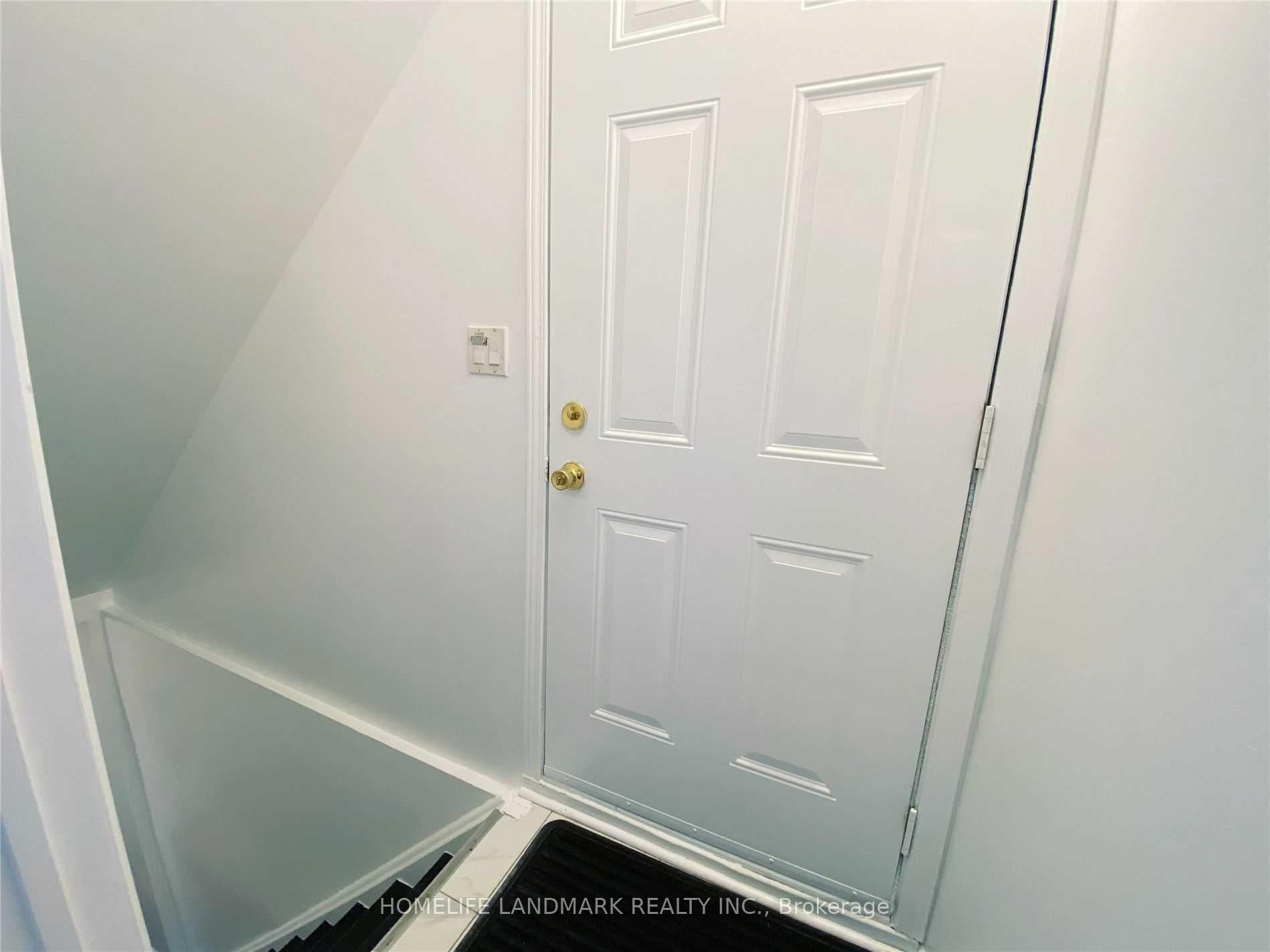 Photo 29 of 29 Timbers Circle, Markham, Milliken Mills East — HOMEH