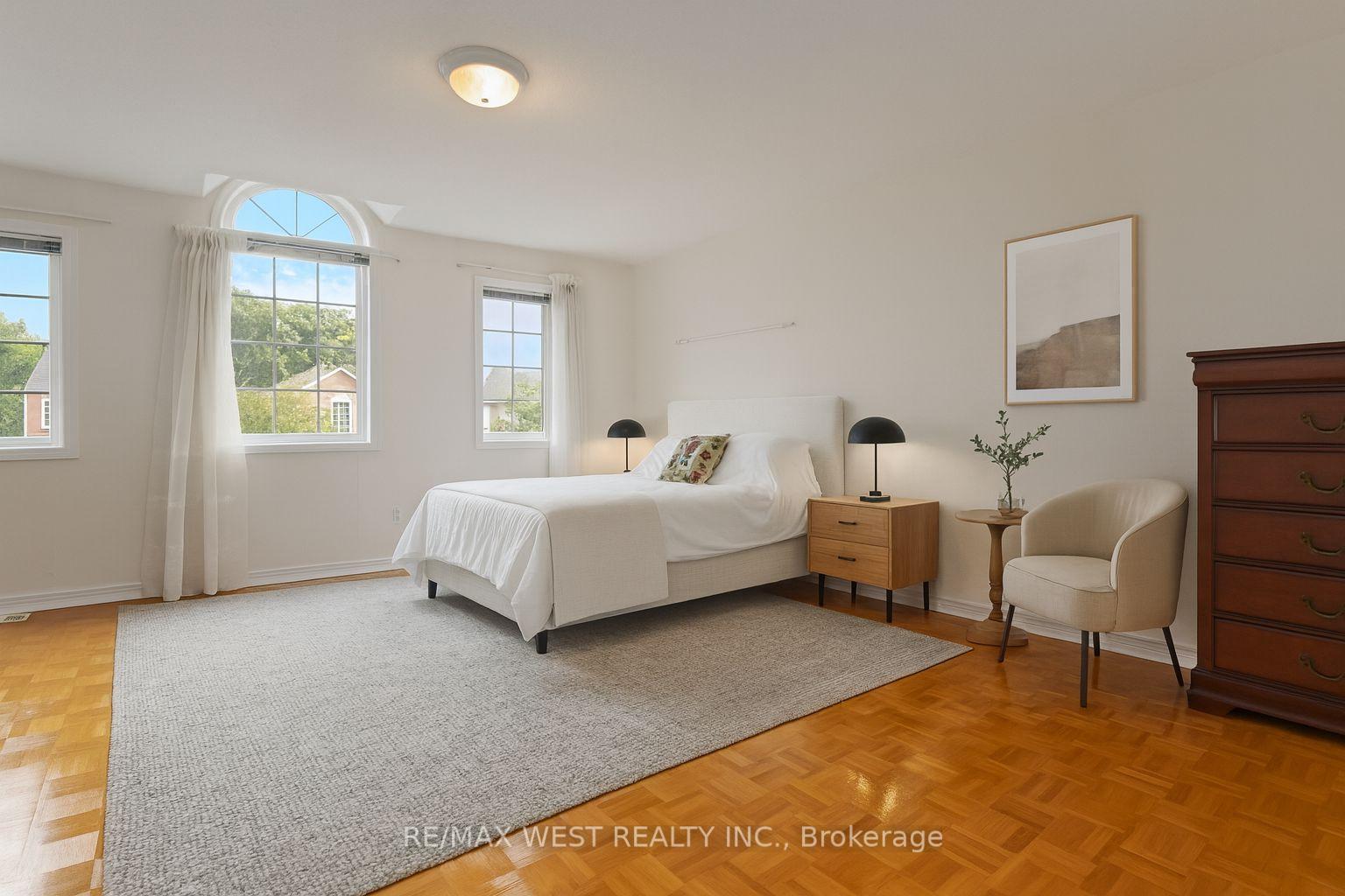 Photo 18 of 37 Belford Crescent, Markham, Milliken Mills East — HOMEH