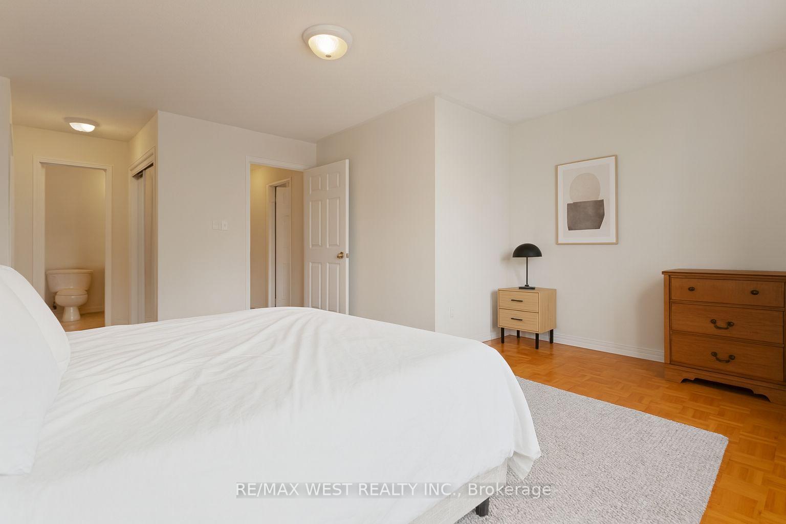 Photo 19 of 37 Belford Crescent, Markham, Milliken Mills East — HOMEH