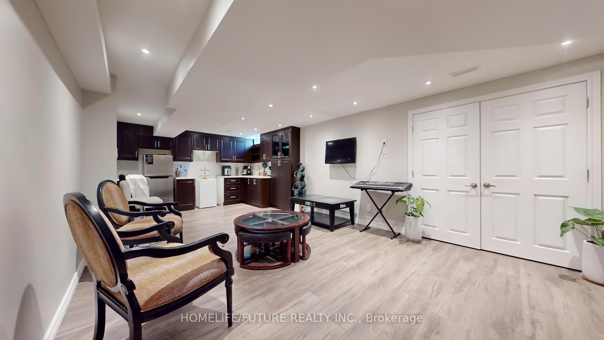 Photo 33 of 9 Beebe Crescent, Markham, Wismer — HOMEH