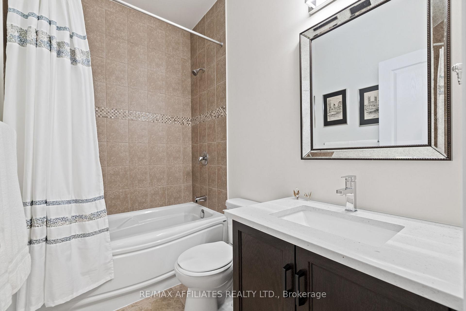 Photo 17 of 102 Elfin Grove, Ottawa, Kanata - Emerald Meadows/Trailwest — HOMEH