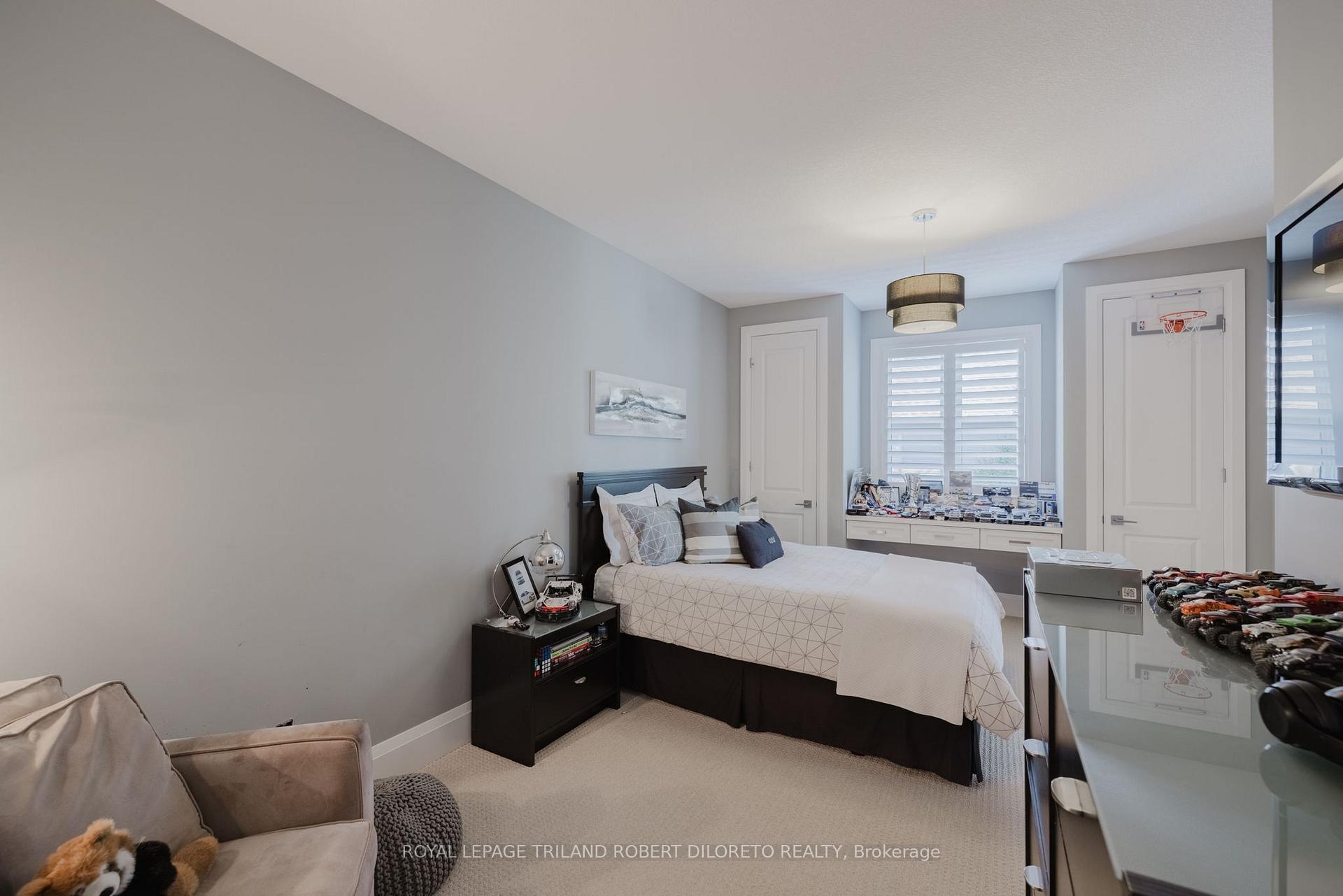 Photo 26 of 50 Earlscourt Terrace, Middlesex Centre, Kilworth — HOMEH
