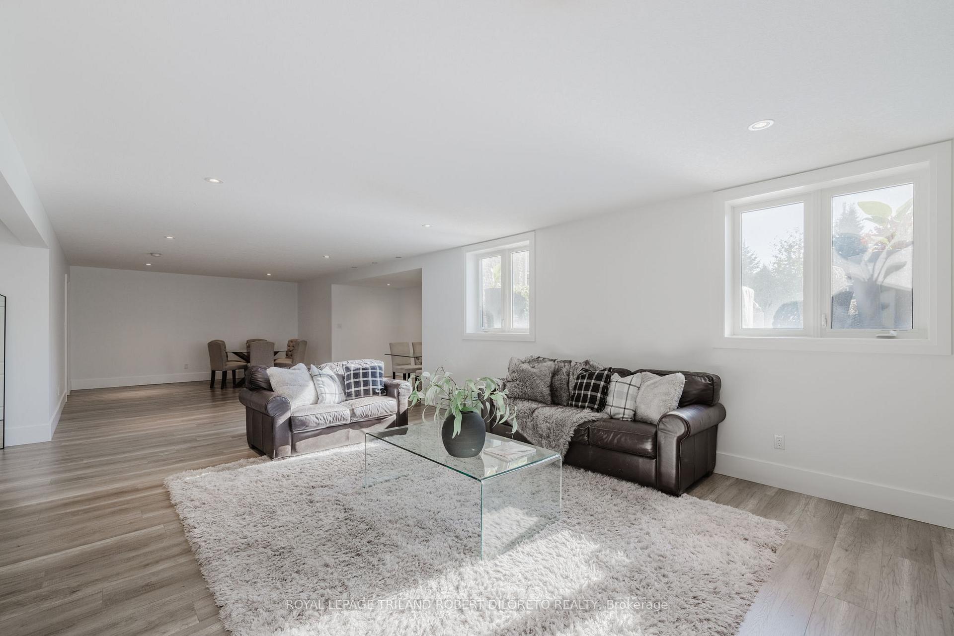 Photo 32 of 50 Earlscourt Terrace, Middlesex Centre, Kilworth — HOMEH