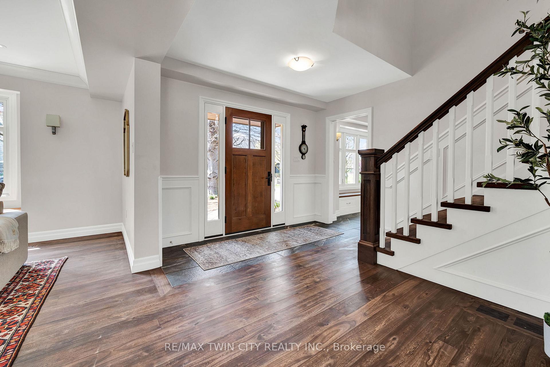 Photo 5 of 7 Huntley Crescent, Kitchener — HOMEH
