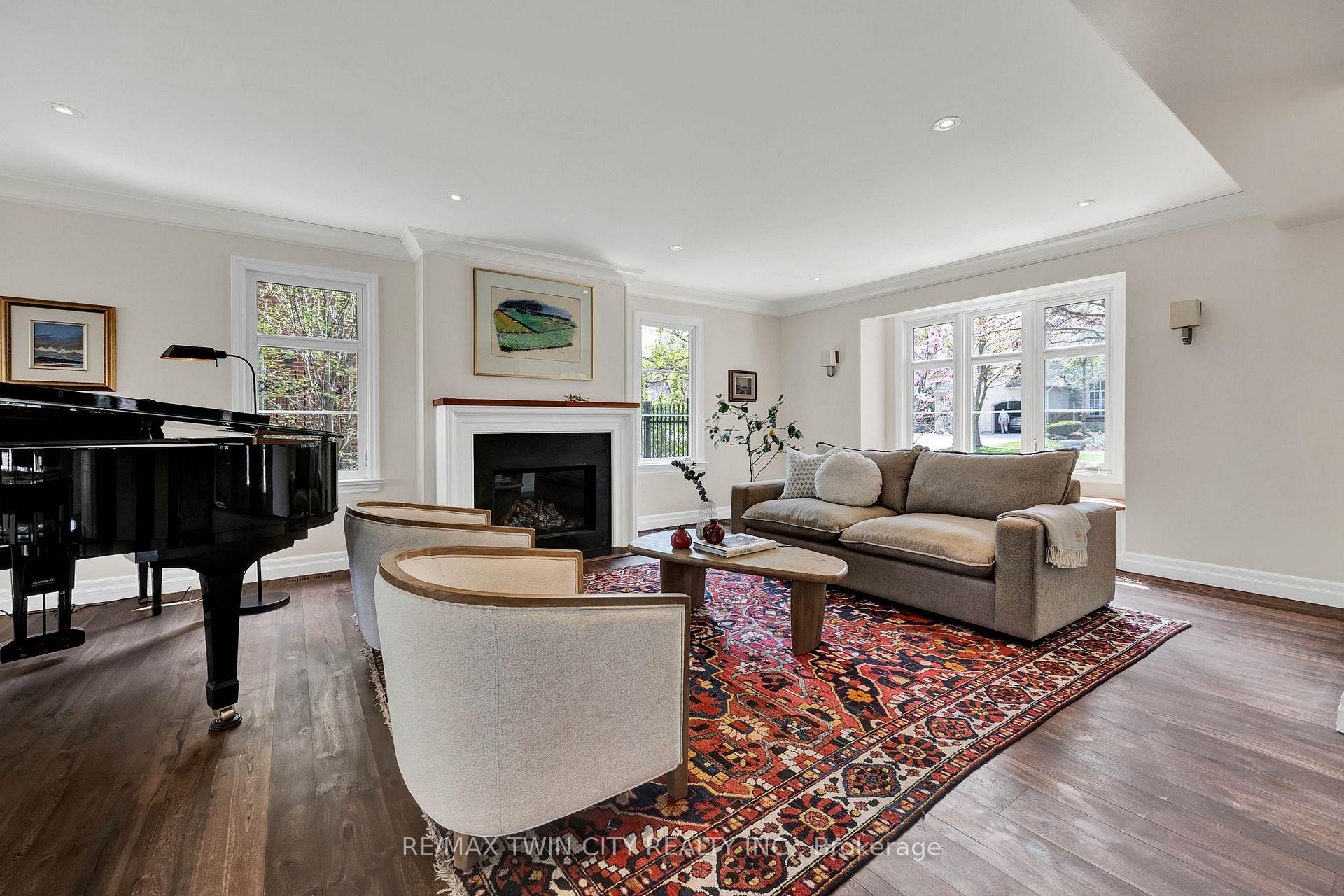 Photo 6 of 7 Huntley Crescent, Kitchener — HOMEH
