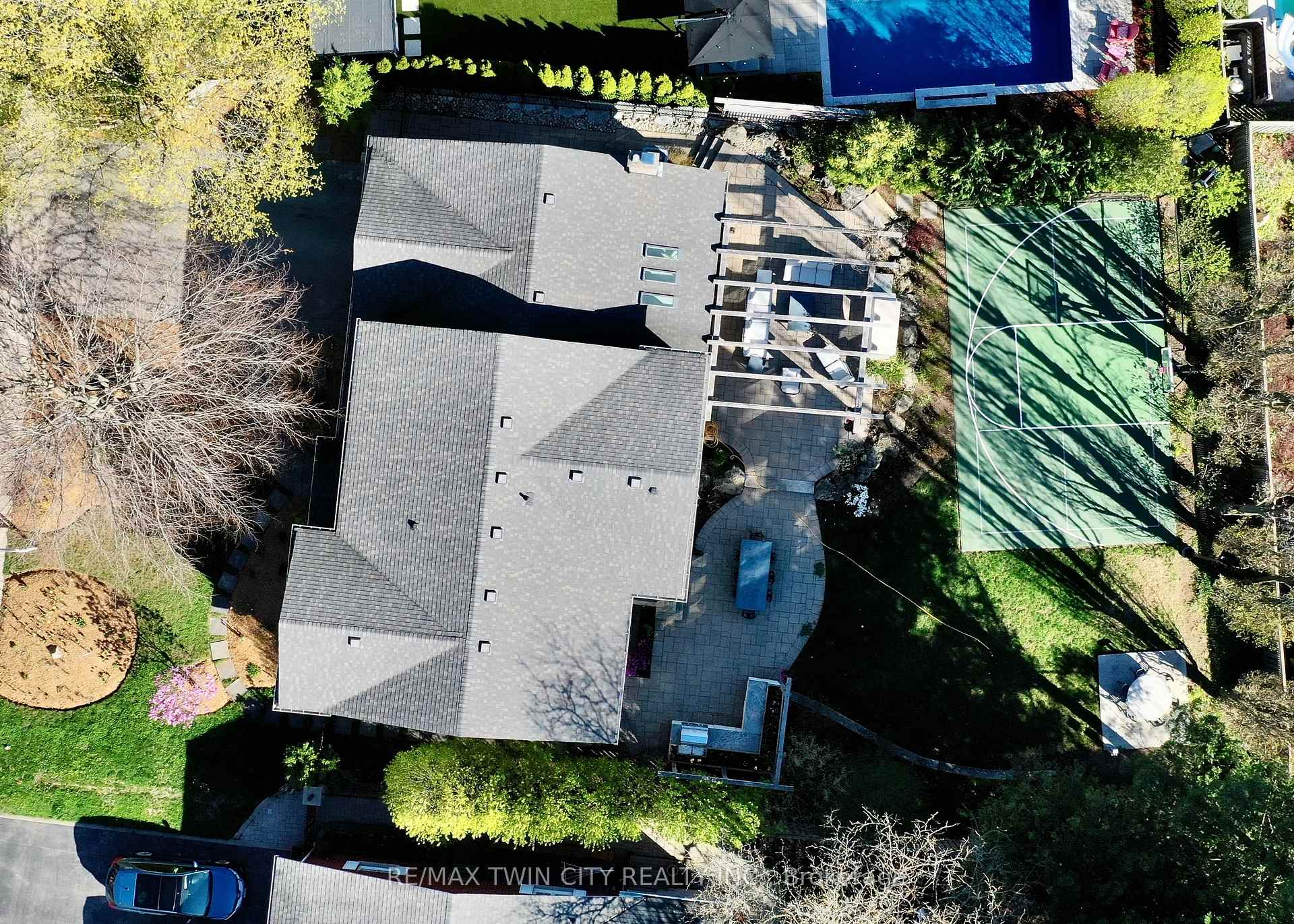Photo 36 of 7 Huntley Crescent, Kitchener — HOMEH