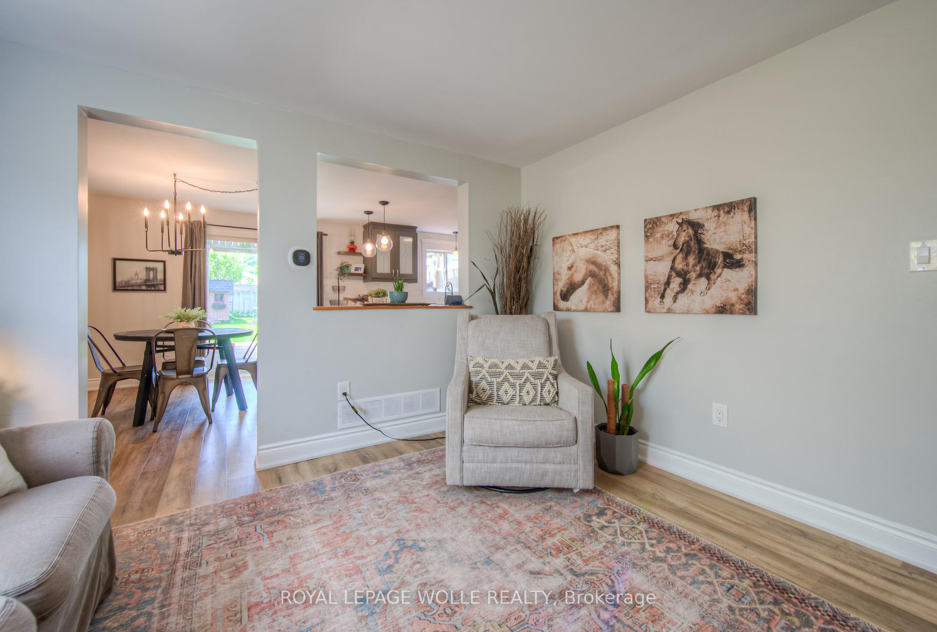 Photo 12 of 443 Otterbein Road, Kitchener — HOMEH