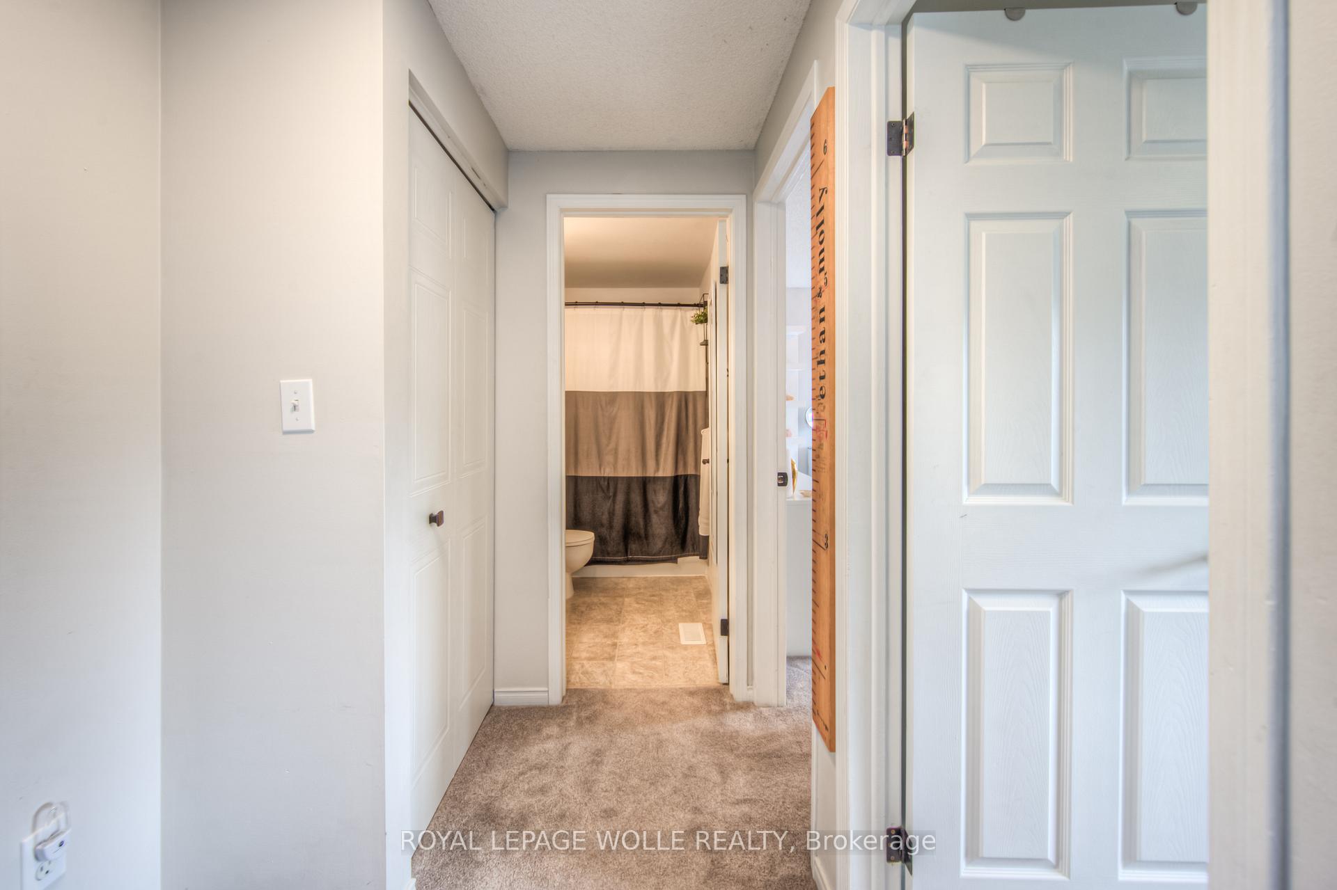 Photo 20 of 443 Otterbein Road, Kitchener — HOMEH