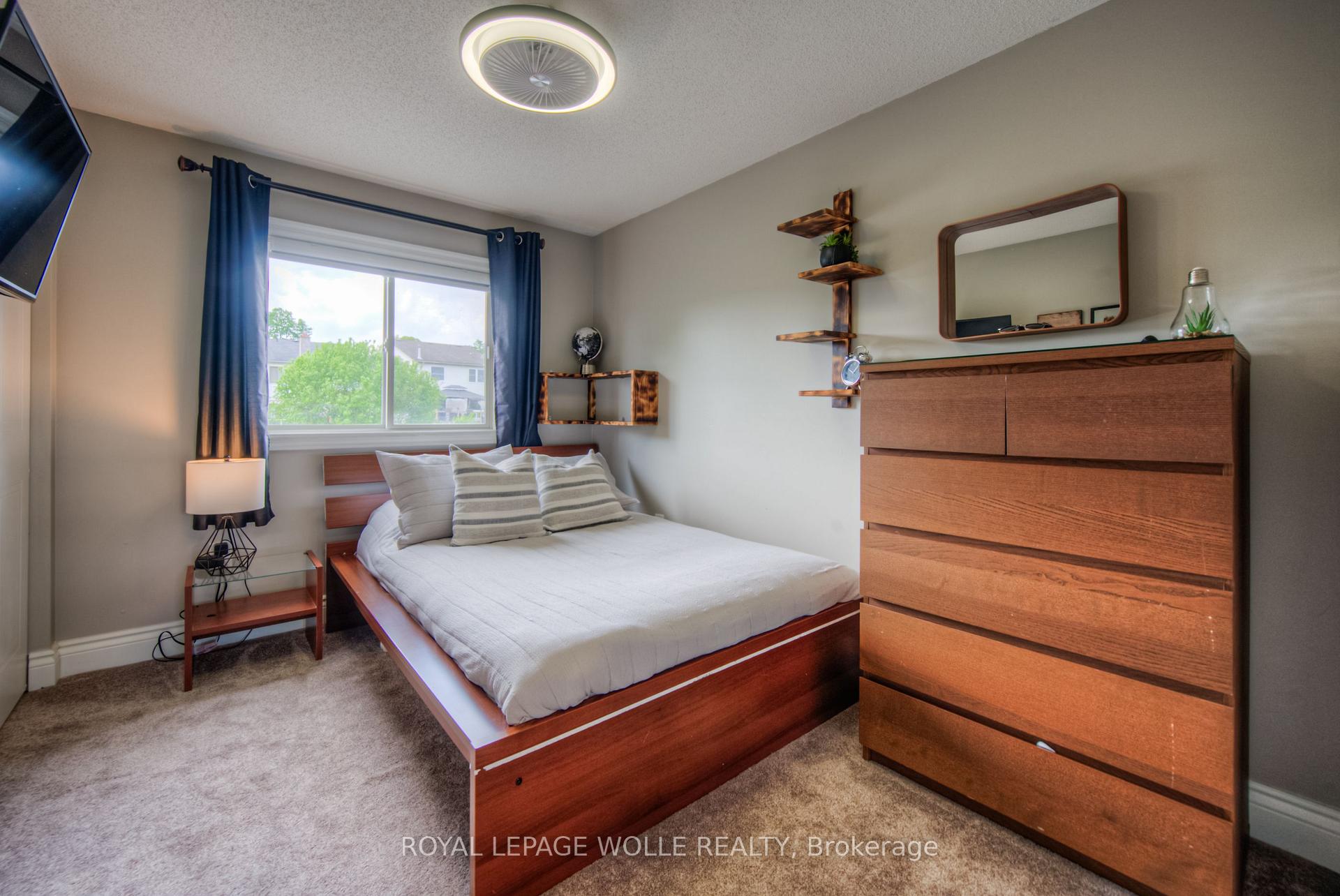 Photo 21 of 443 Otterbein Road, Kitchener — HOMEH