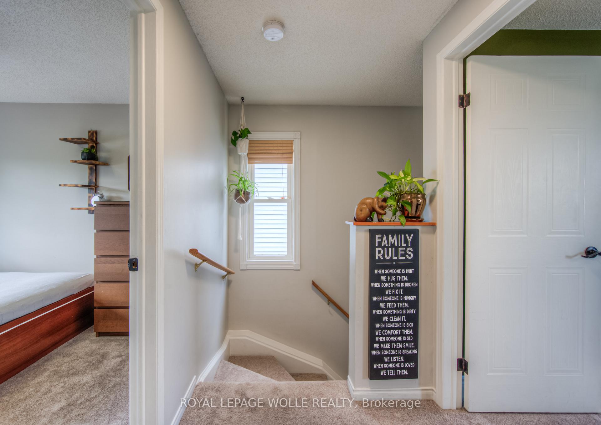Photo 27 of 443 Otterbein Road, Kitchener — HOMEH