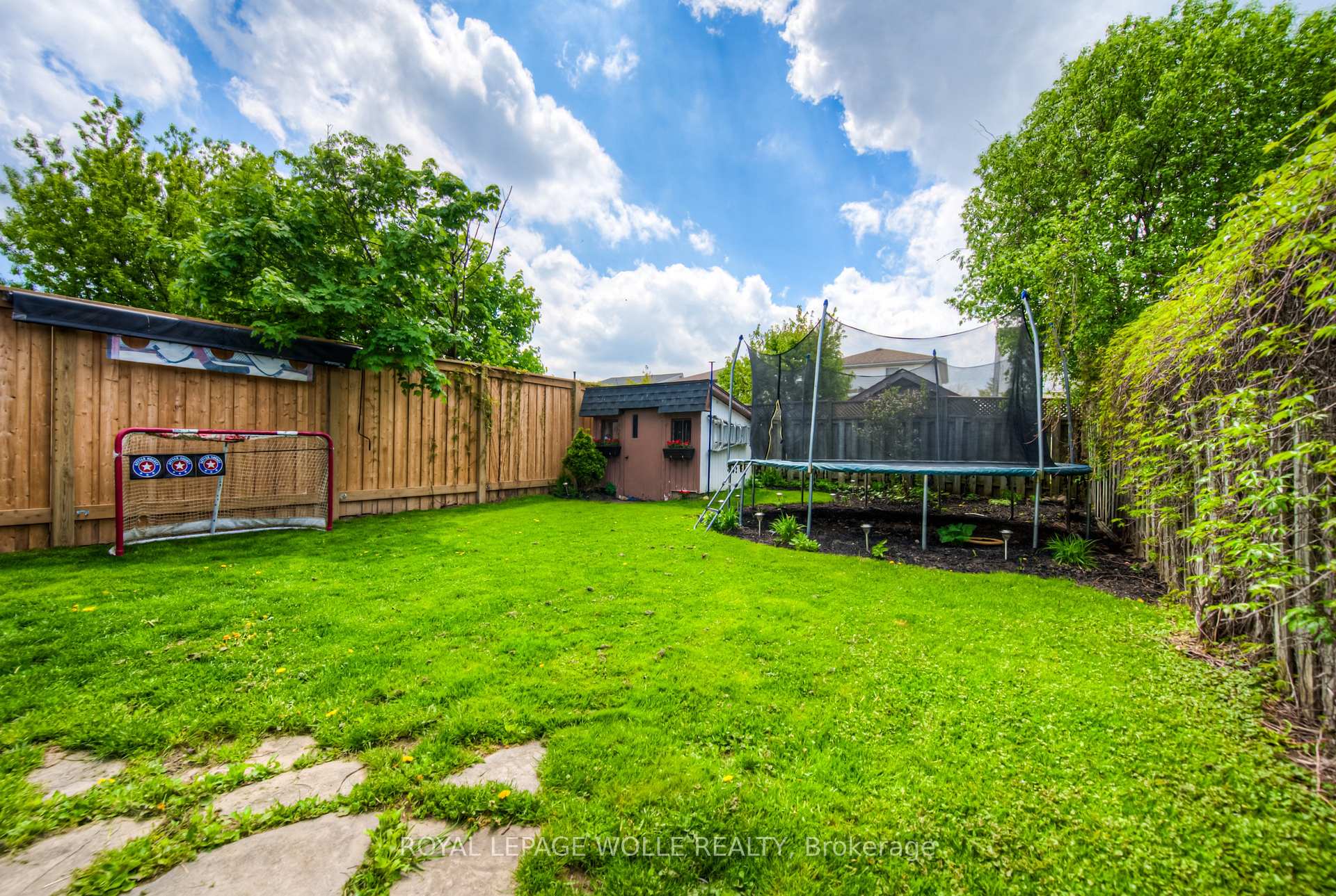 Photo 39 of 443 Otterbein Road, Kitchener — HOMEH