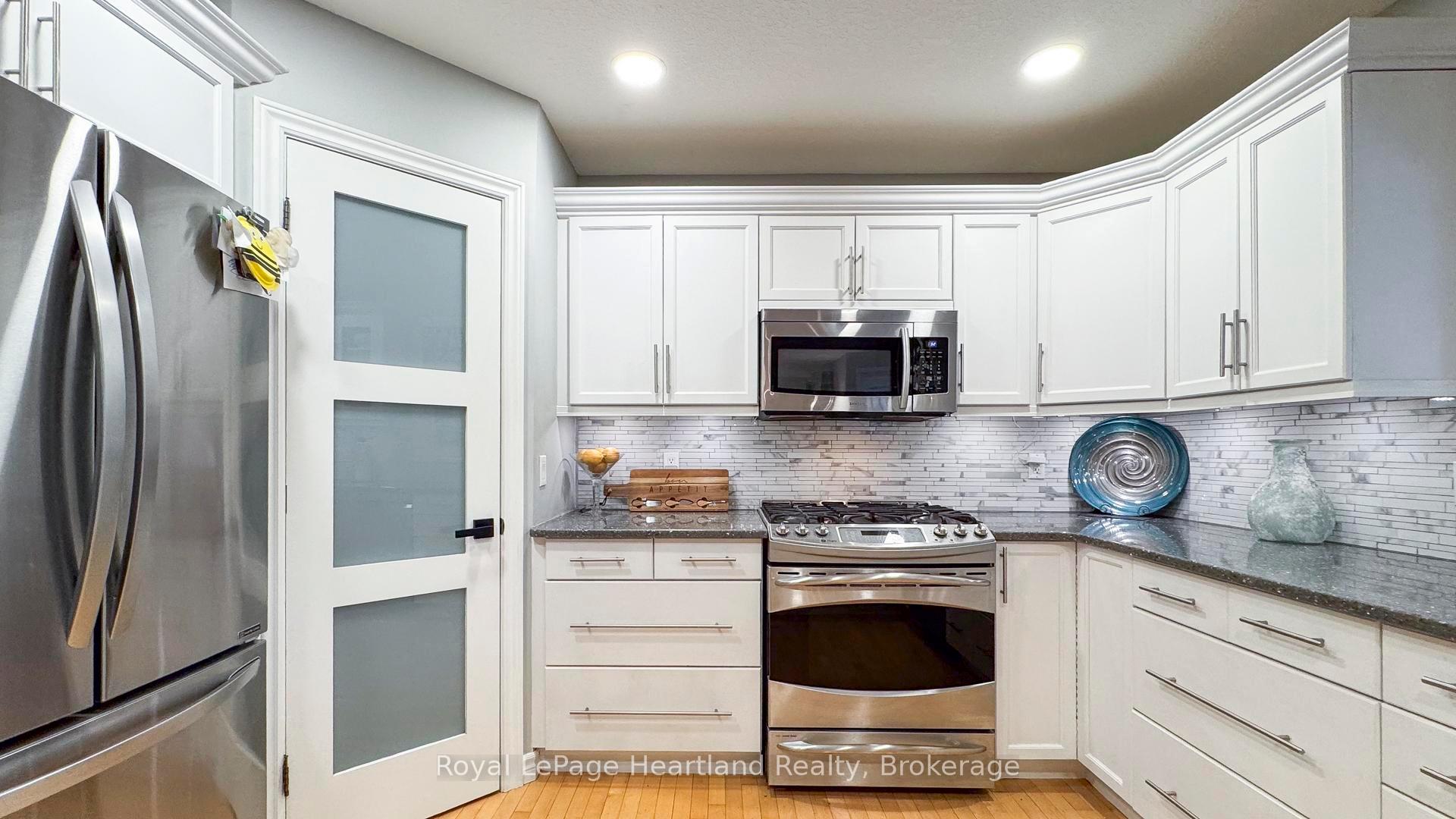Photo 6 of 10 Red Clover Court, Middlesex Centre, Ilderton — HOMEH