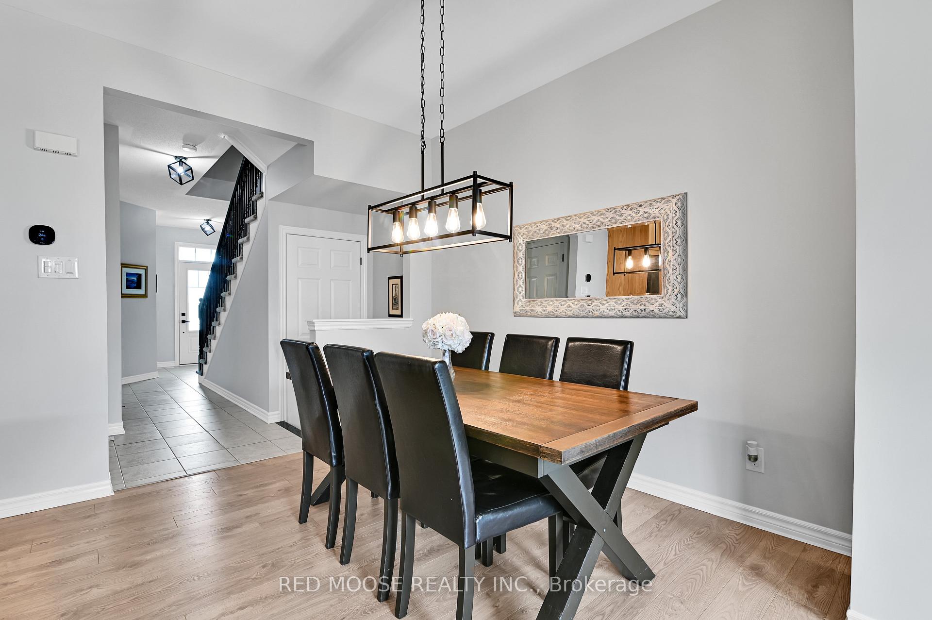 Photo 6 of 661 Rouncey Road, Ottawa, Kanata - Emerald Meadows/Trailwest — HOMEH