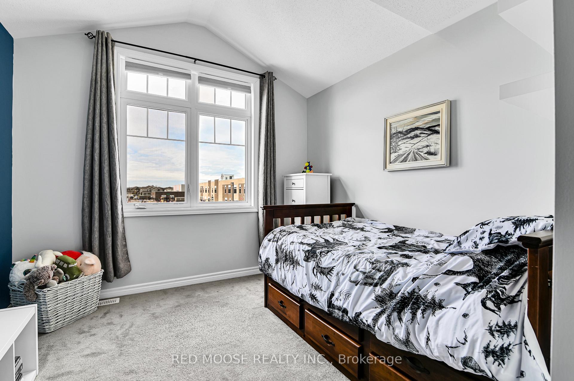 Photo 22 of 661 Rouncey Road, Ottawa, Kanata - Emerald Meadows/Trailwest — HOMEH