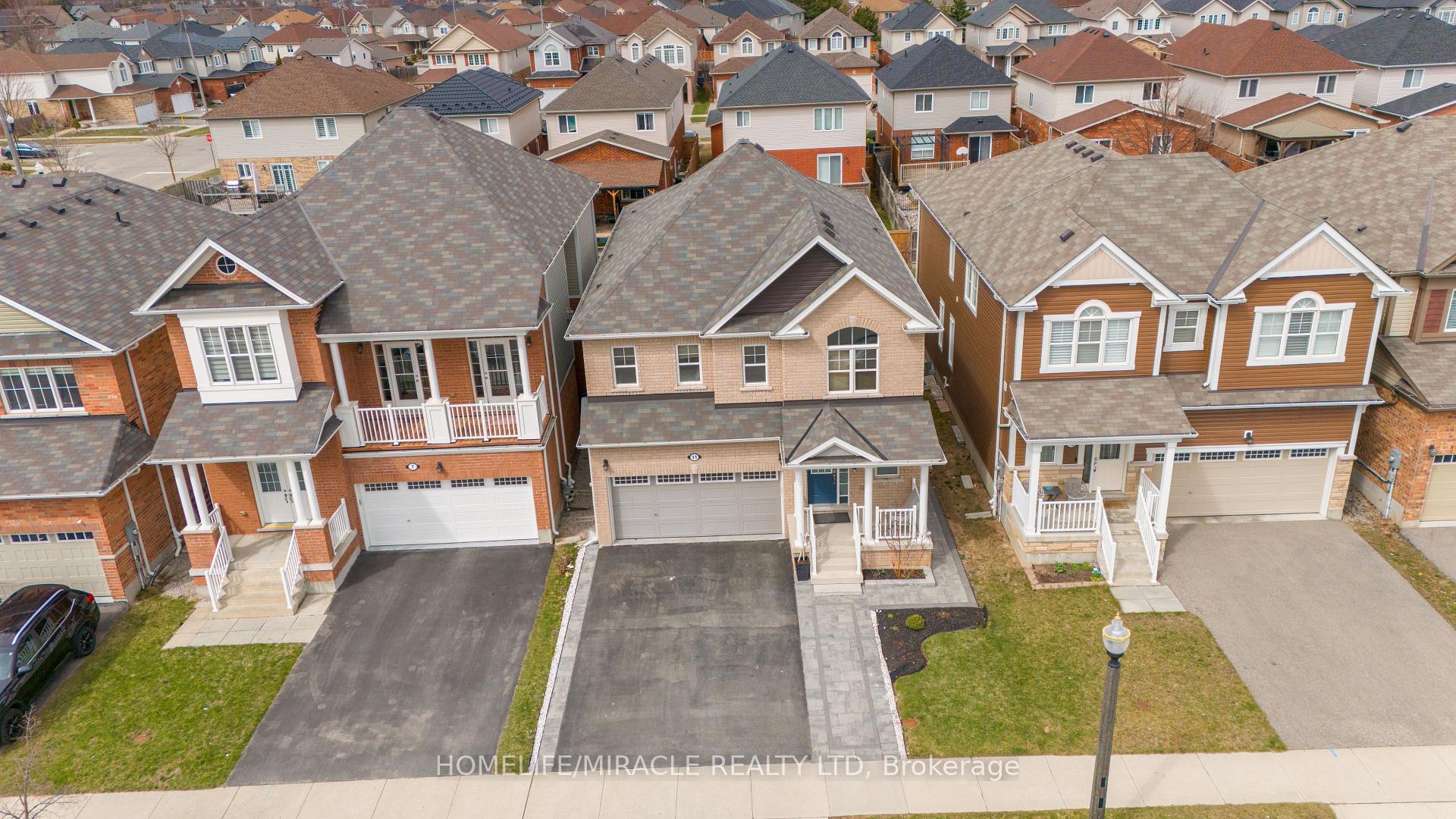 Photo 2 of 11 Watermill Street, Kitchener — HOMEH