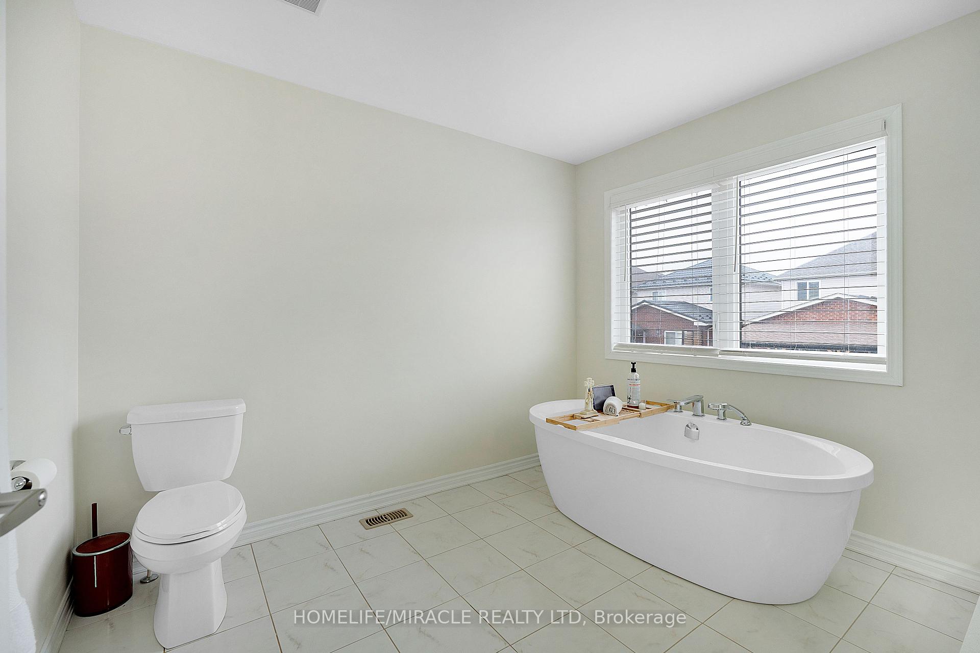 Photo 29 of 11 Watermill Street, Kitchener — HOMEH